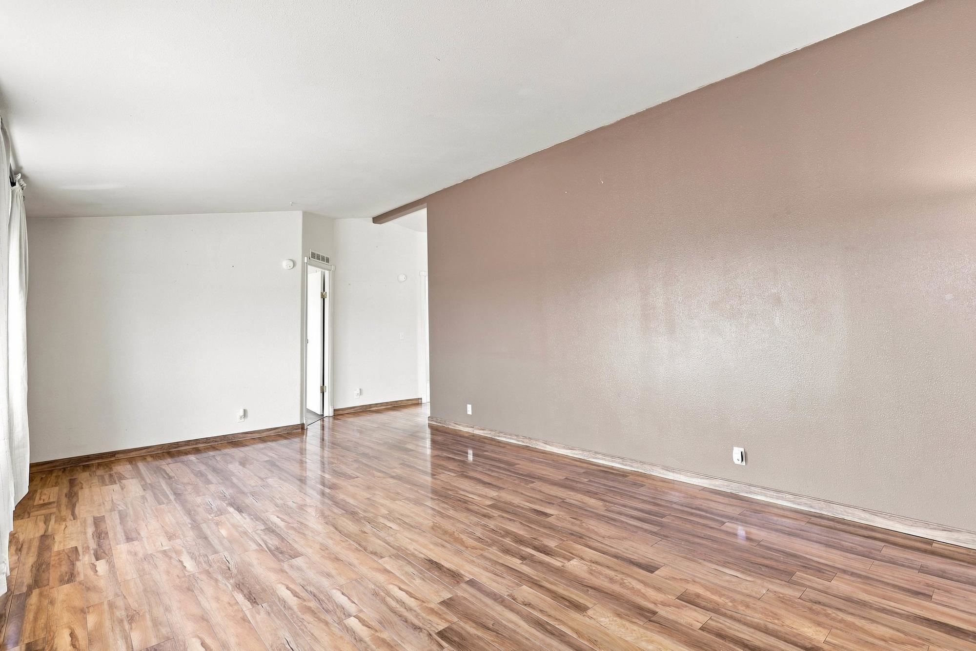 52900 E Bisson Rd - Photo 5