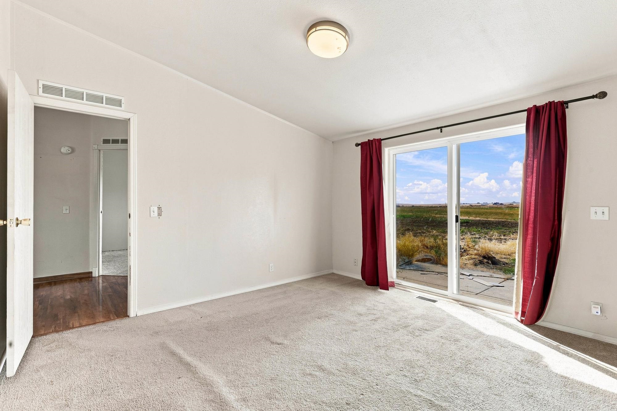 52900 E Bisson Rd - Photo 12