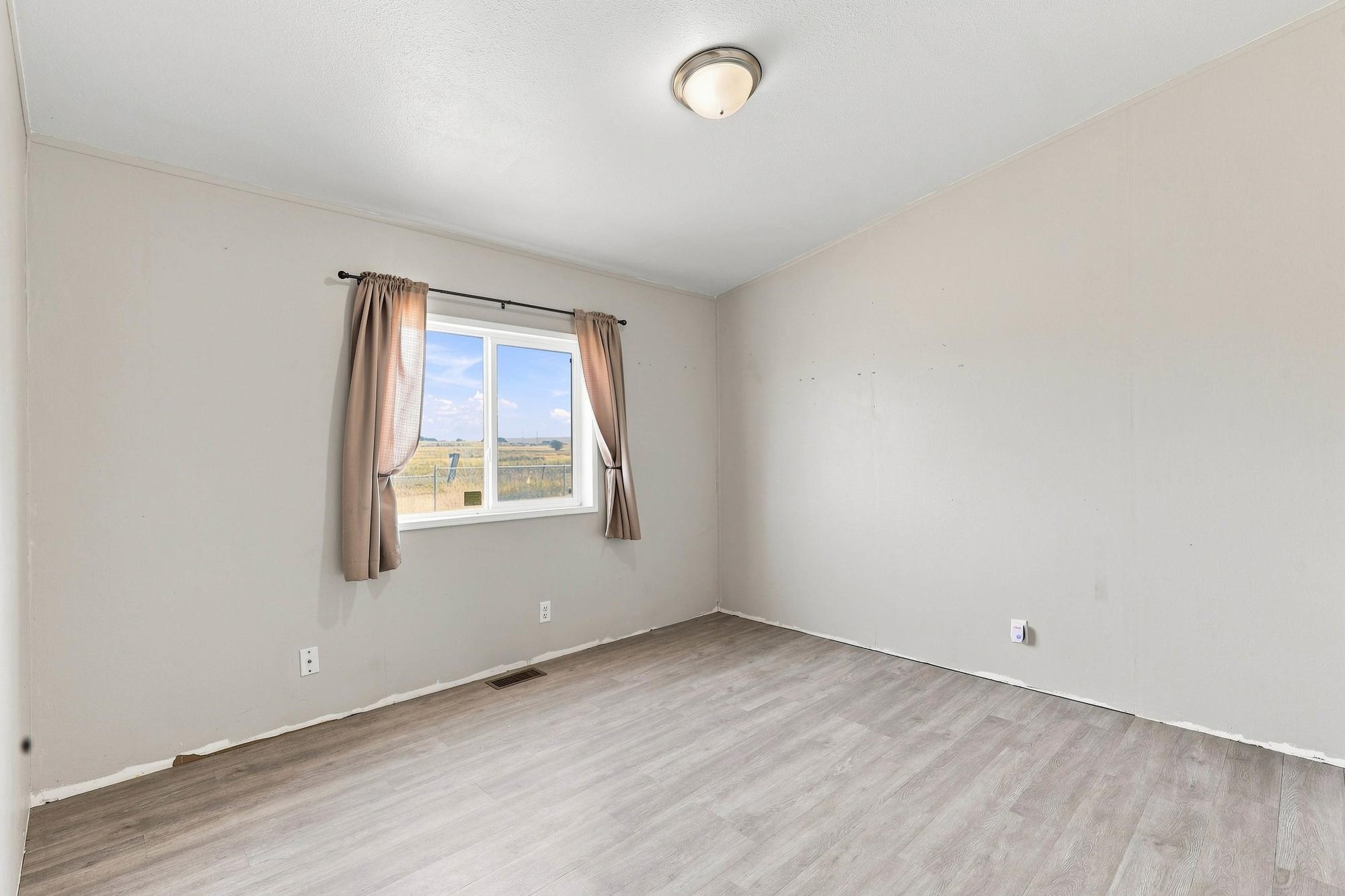 52900 E Bisson Rd - Photo 15
