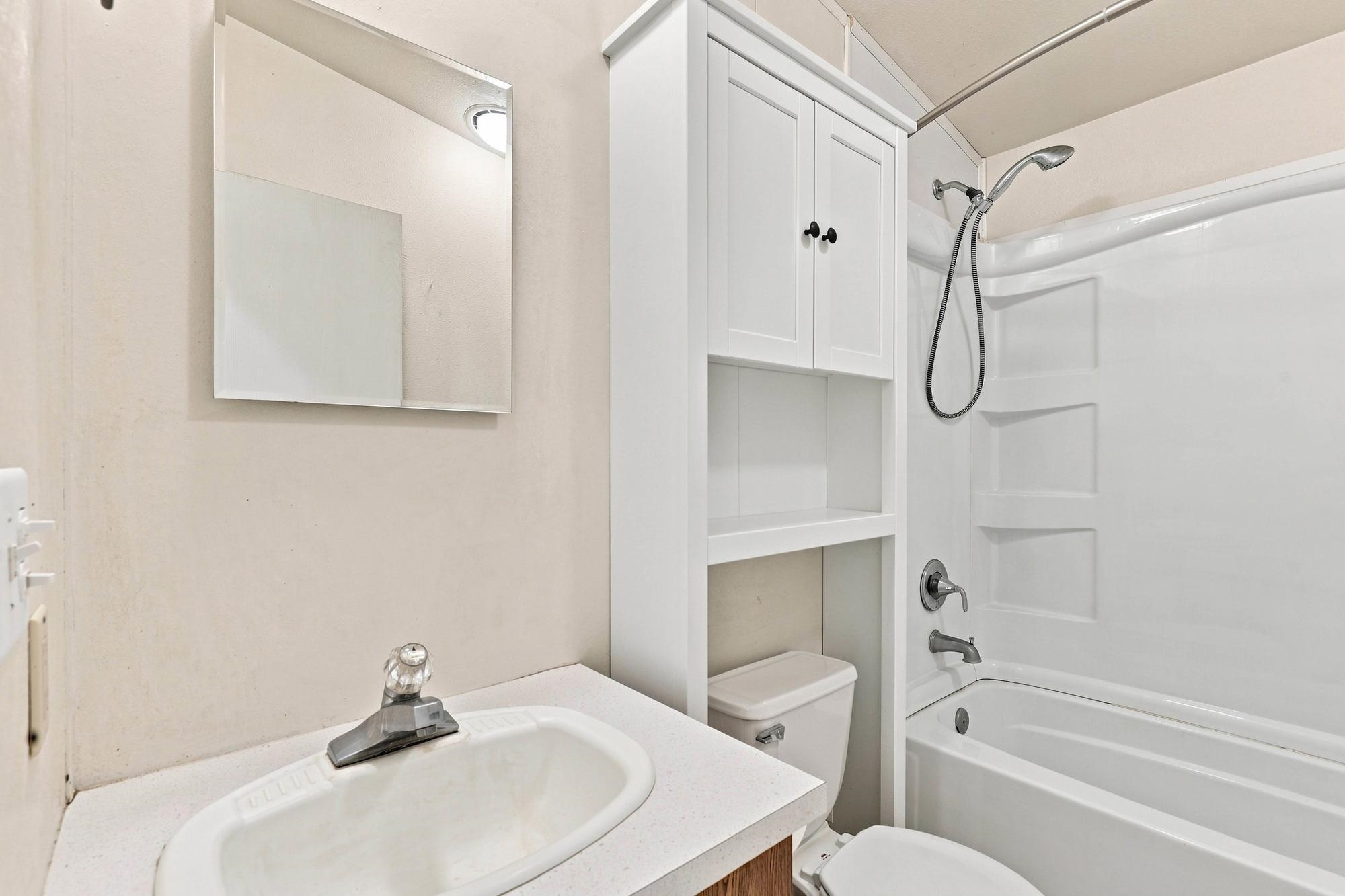 52900 E Bisson Rd - Photo 17