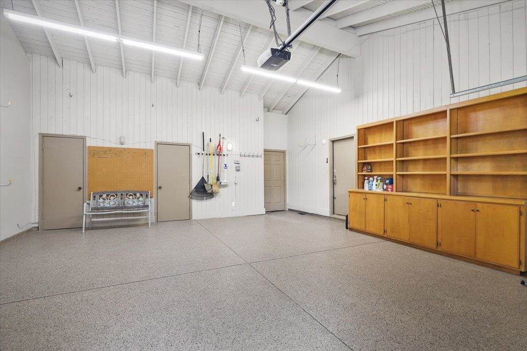 1728 E Rockwood Blvd - Photo 39