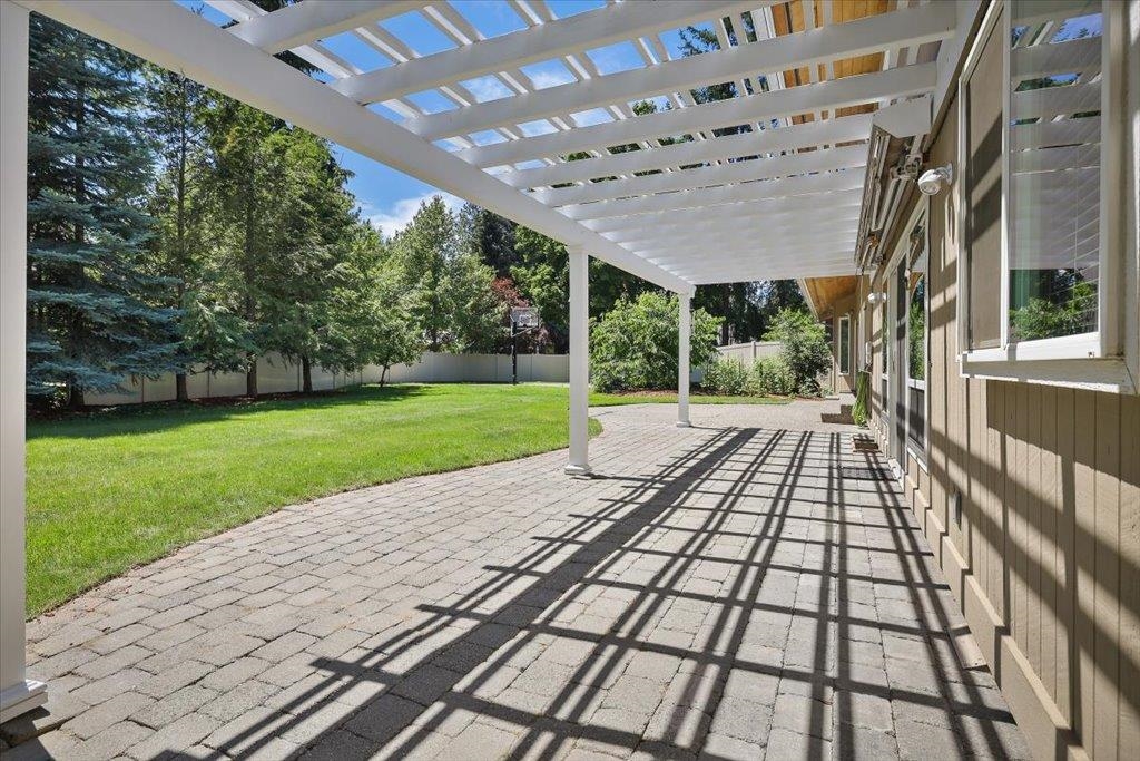 1728 E Rockwood Blvd - Photo 40