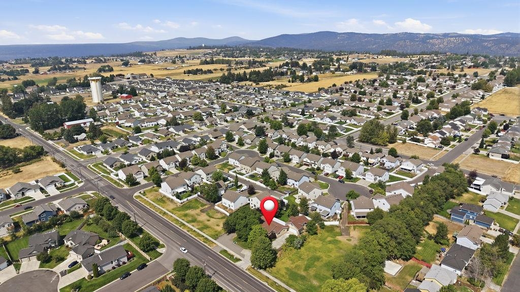 1616 W Strong Rd - Photo 2