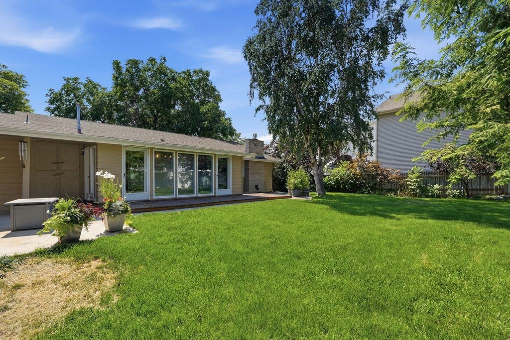 1616 W Strong Rd - Photo 45