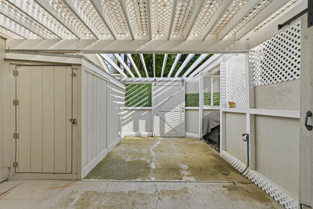 1005 W Bellwood Dr - Photo 35