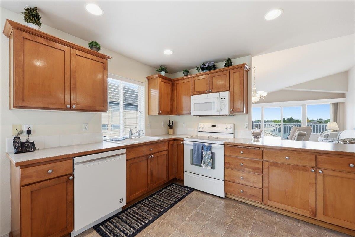 22915 E Eaglebend Ln - Photo 9