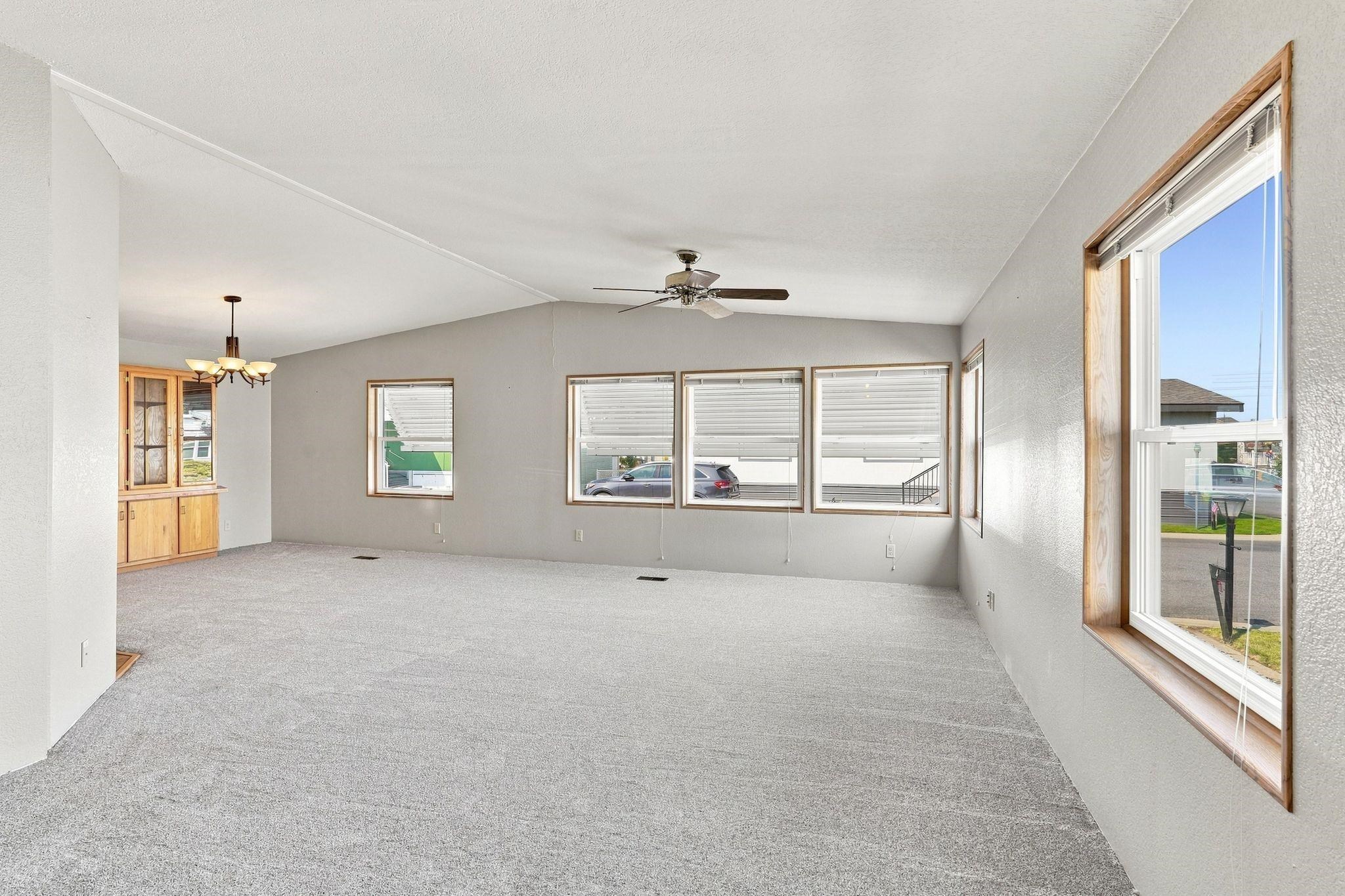 304 S Conklin Rd - Photo 3