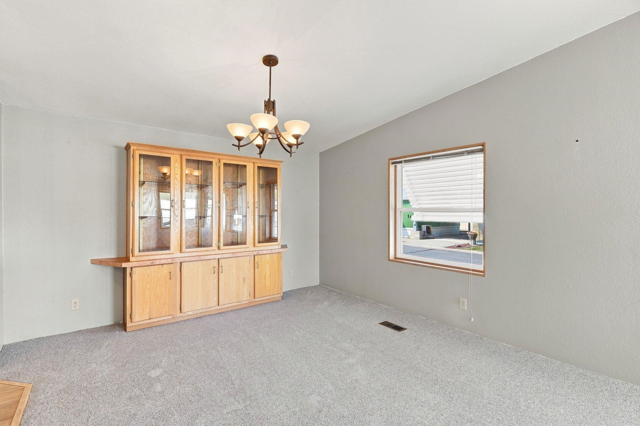 304 S Conklin Rd - Photo 5