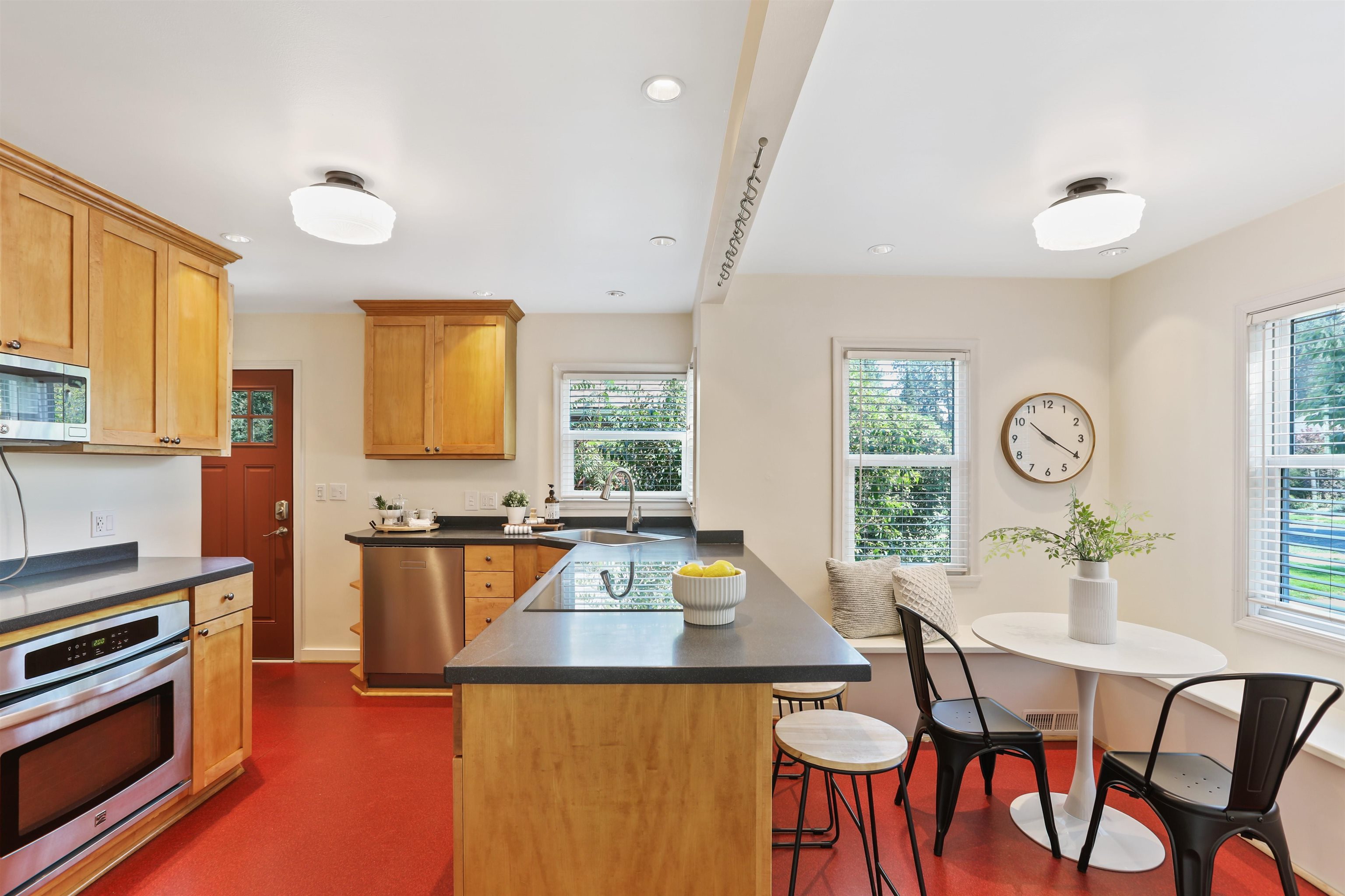 1115 E 28th Ave - Photo 6