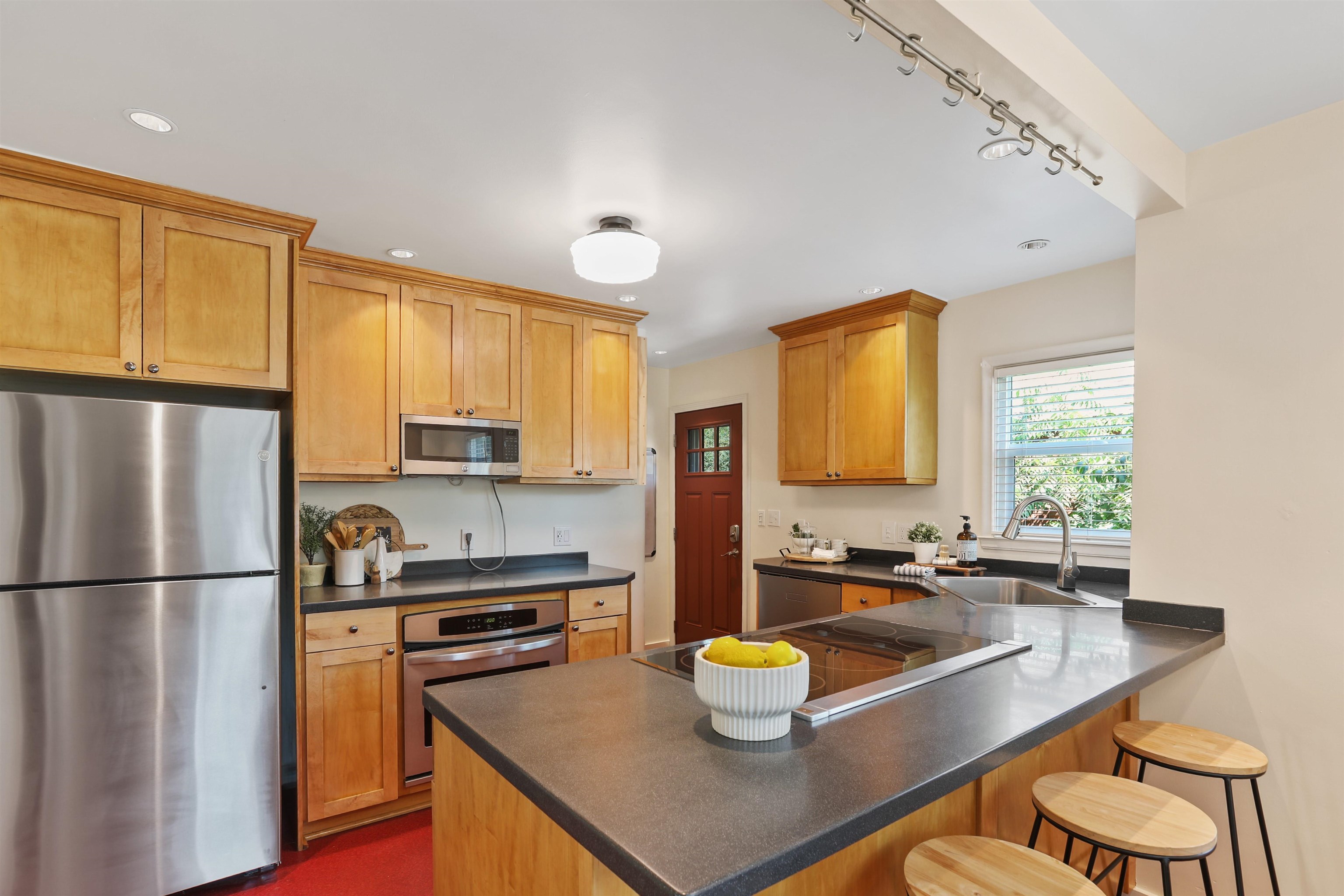 1115 E 28th Ave - Photo 7