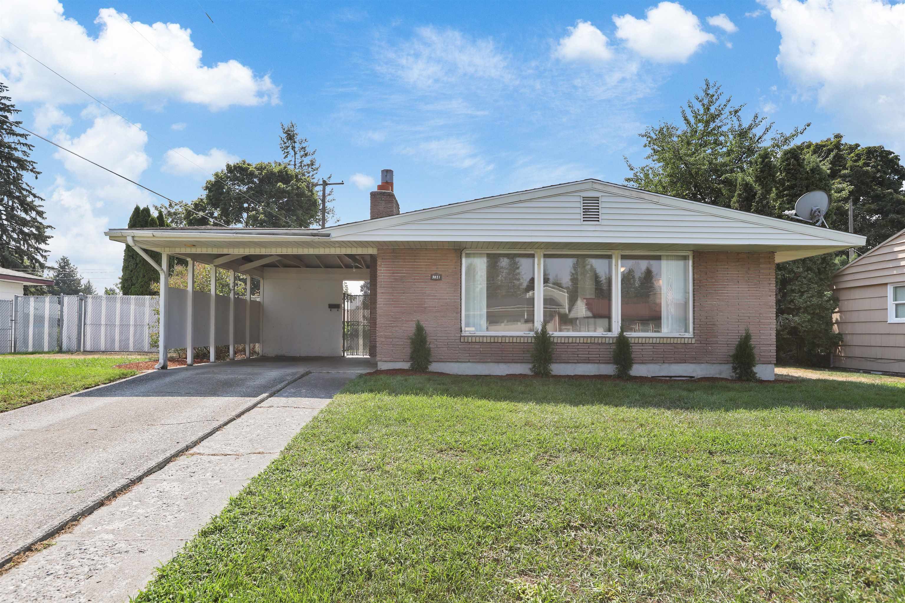 3021 W Dalke Ave - Photo 1