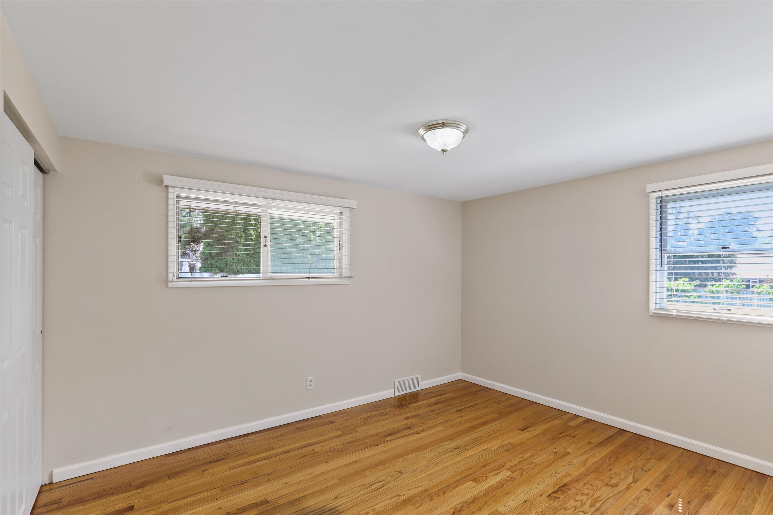 3021 W Dalke Ave - Photo 9