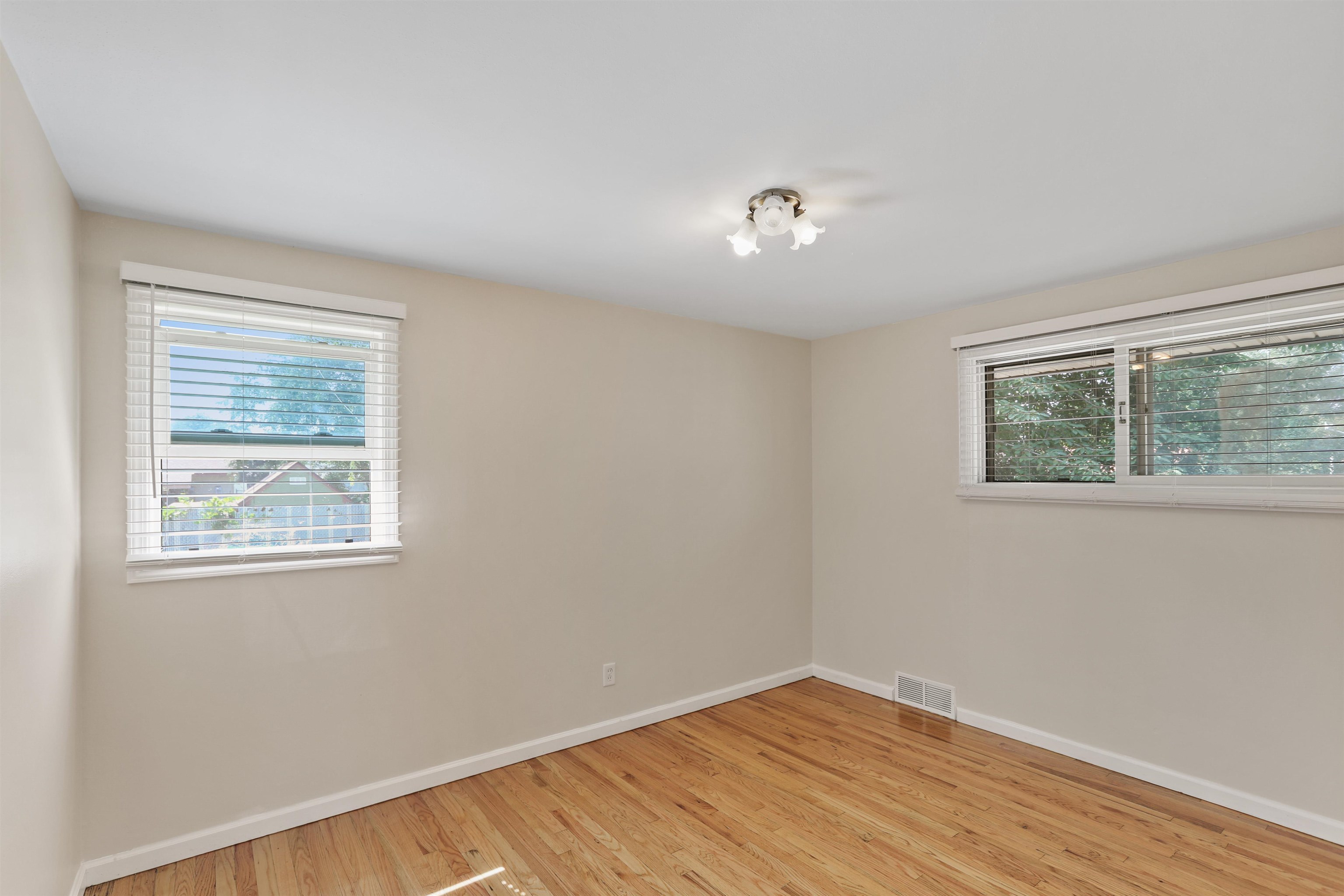 3021 W Dalke Ave - Photo 11