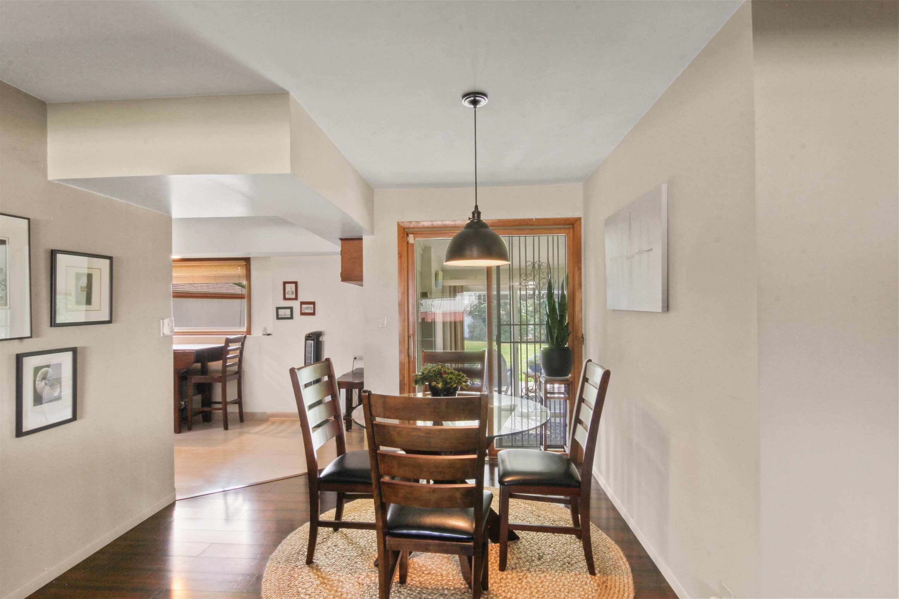 9722 E Valleyway Ave - Photo 6
