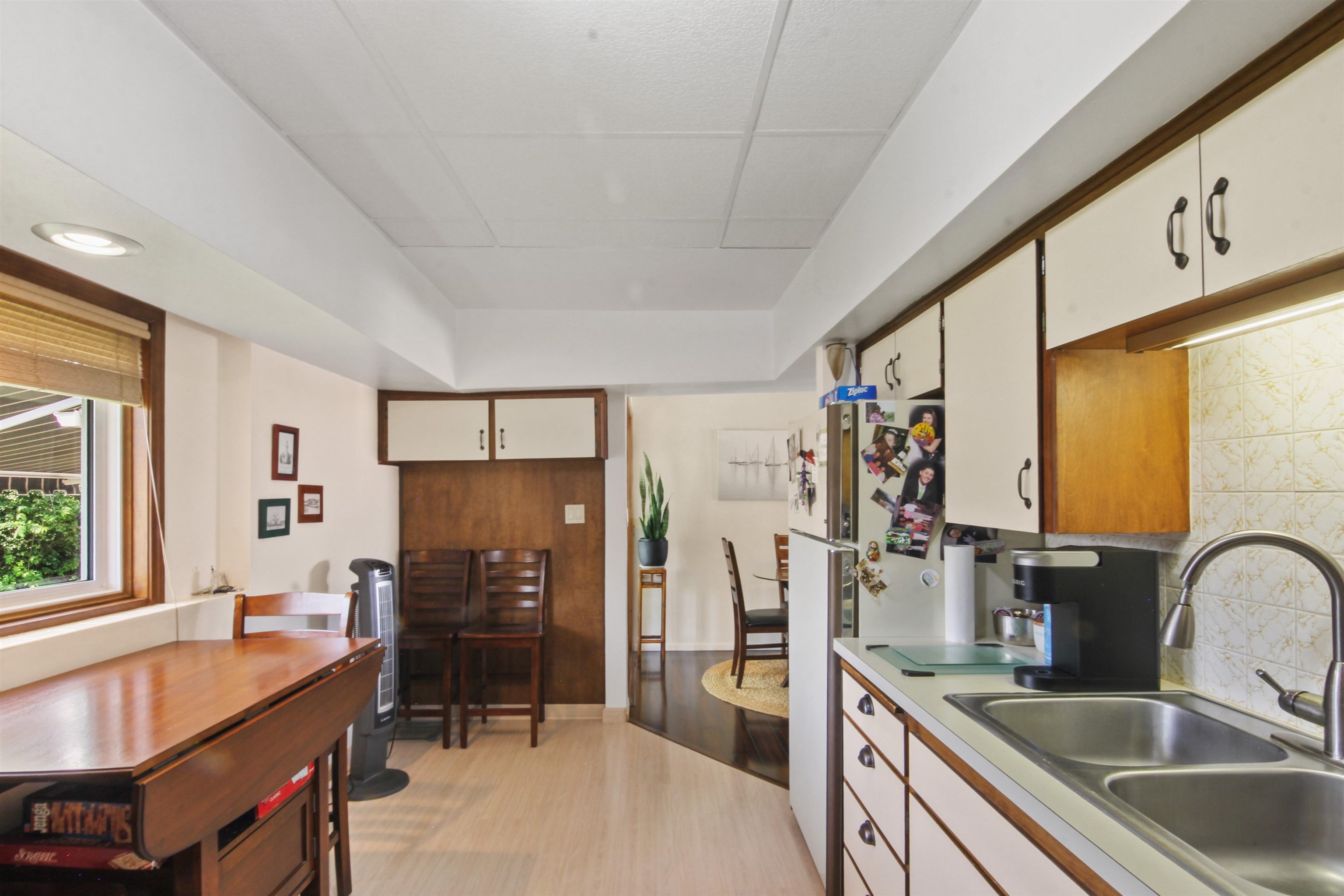 9722 E Valleyway Ave - Photo 8