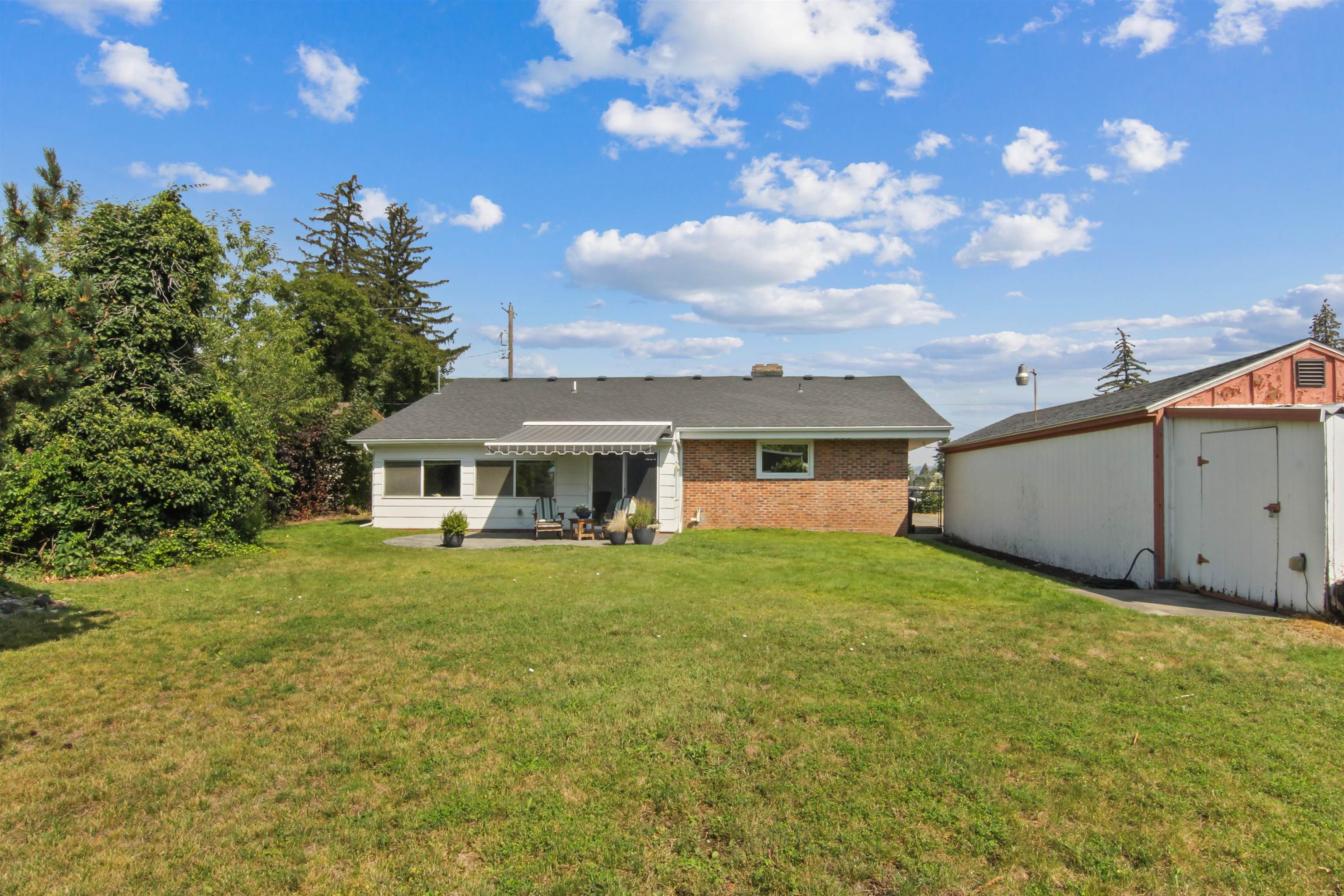 9722 E Valleyway Ave - Photo 16