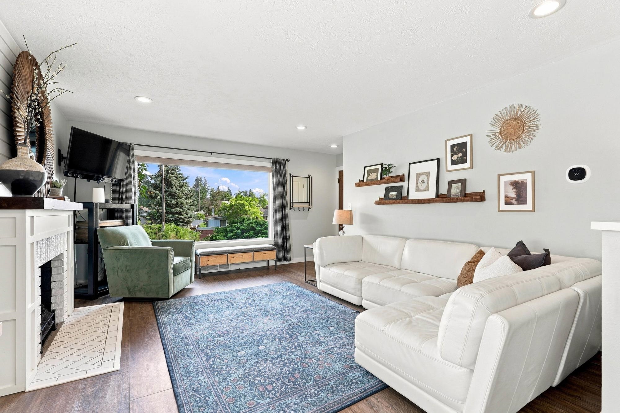 3228 W Queen Pl - Photo 7