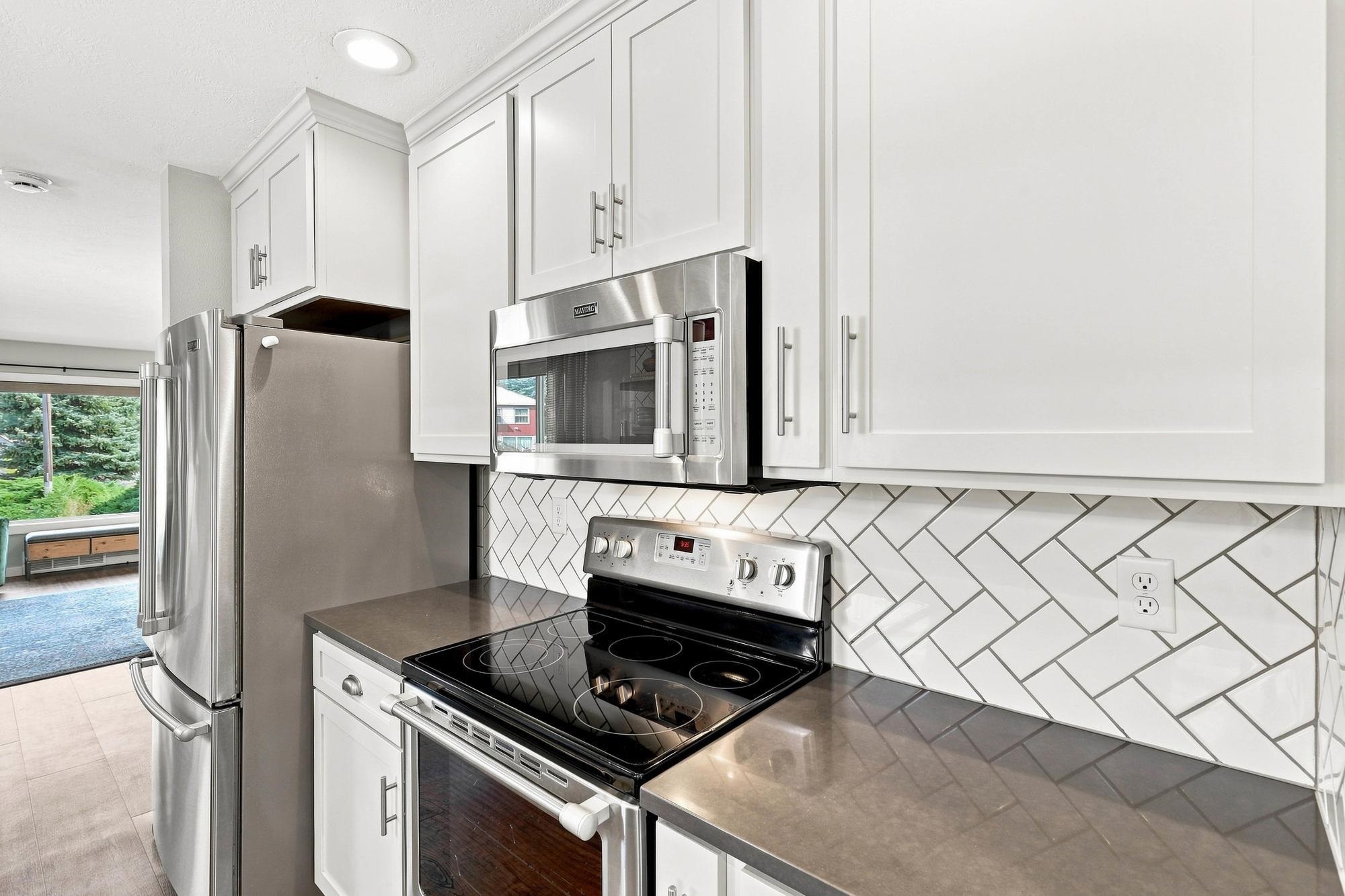 3228 W Queen Pl - Photo 17