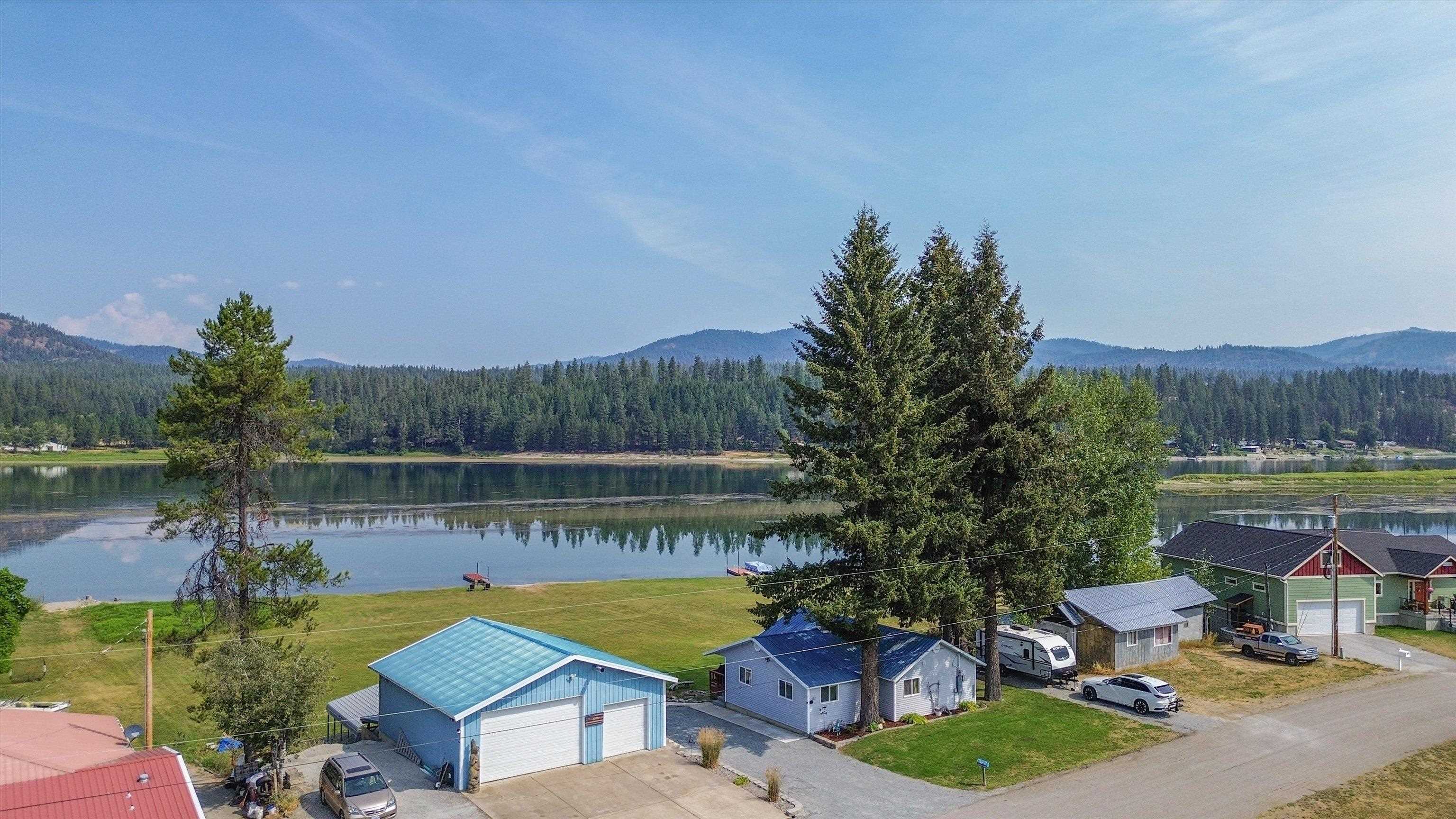 692 Yergens Rd - Photo 1