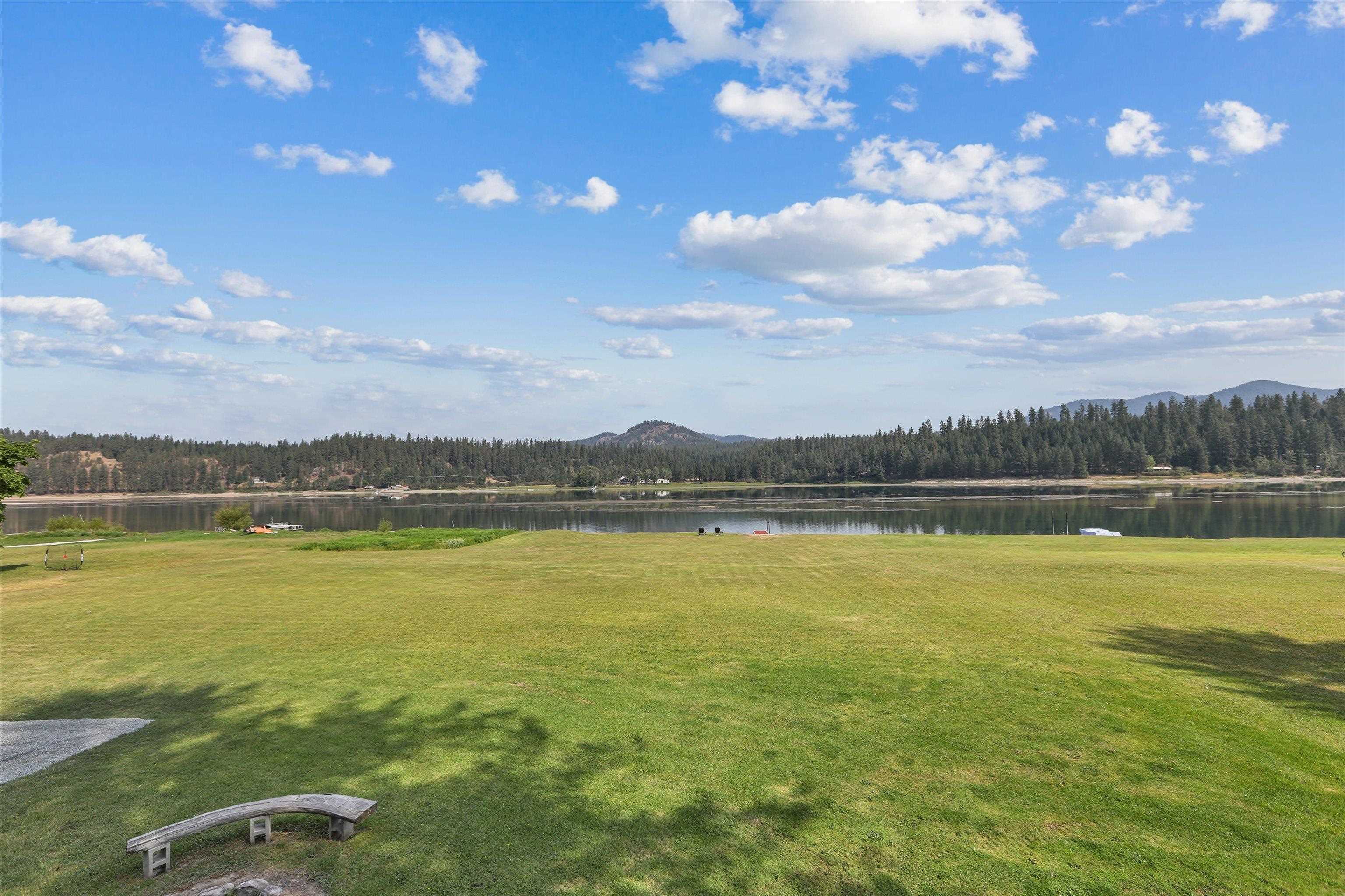 692 Yergens Rd - Photo 29