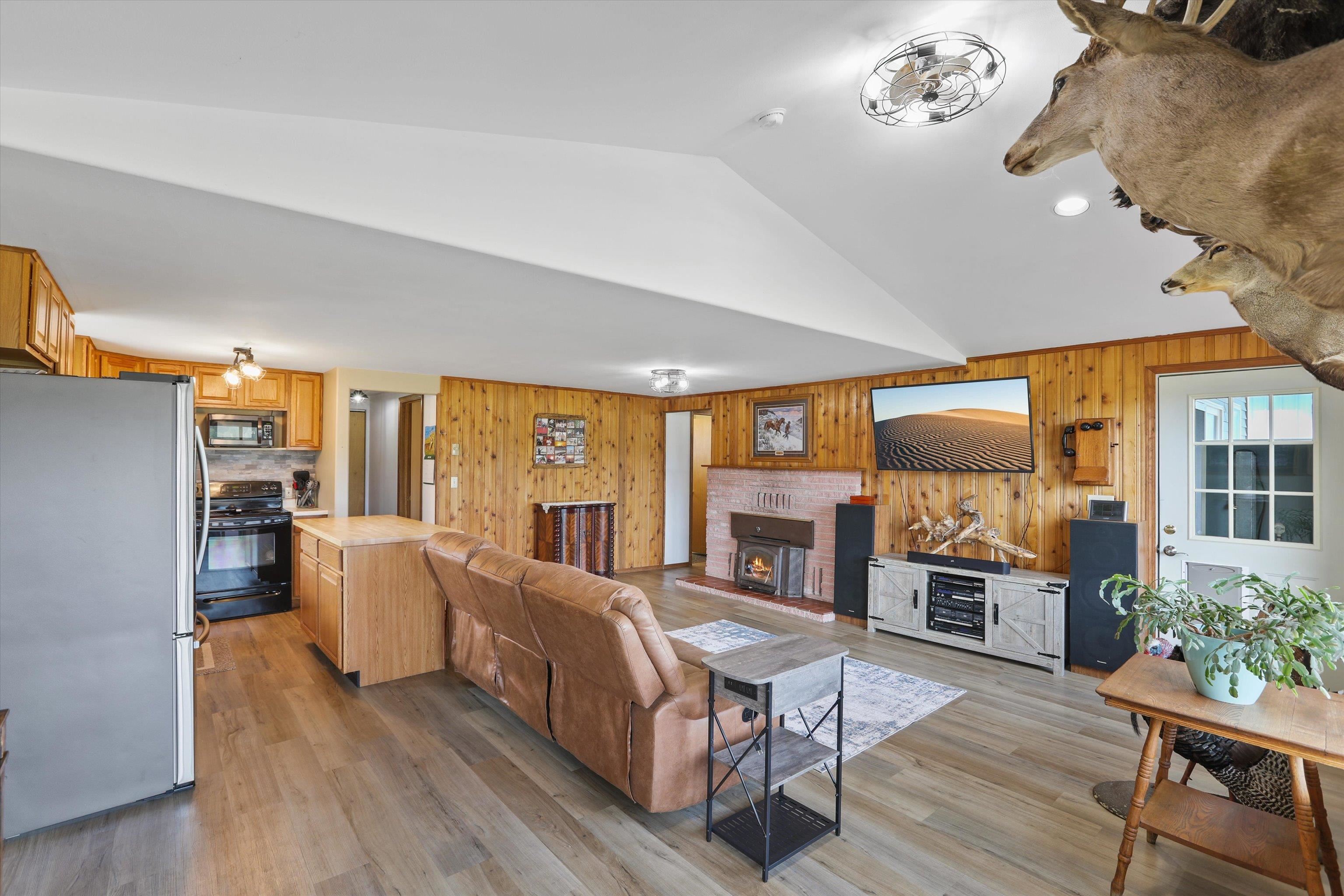 692 Yergens Rd - Photo 19