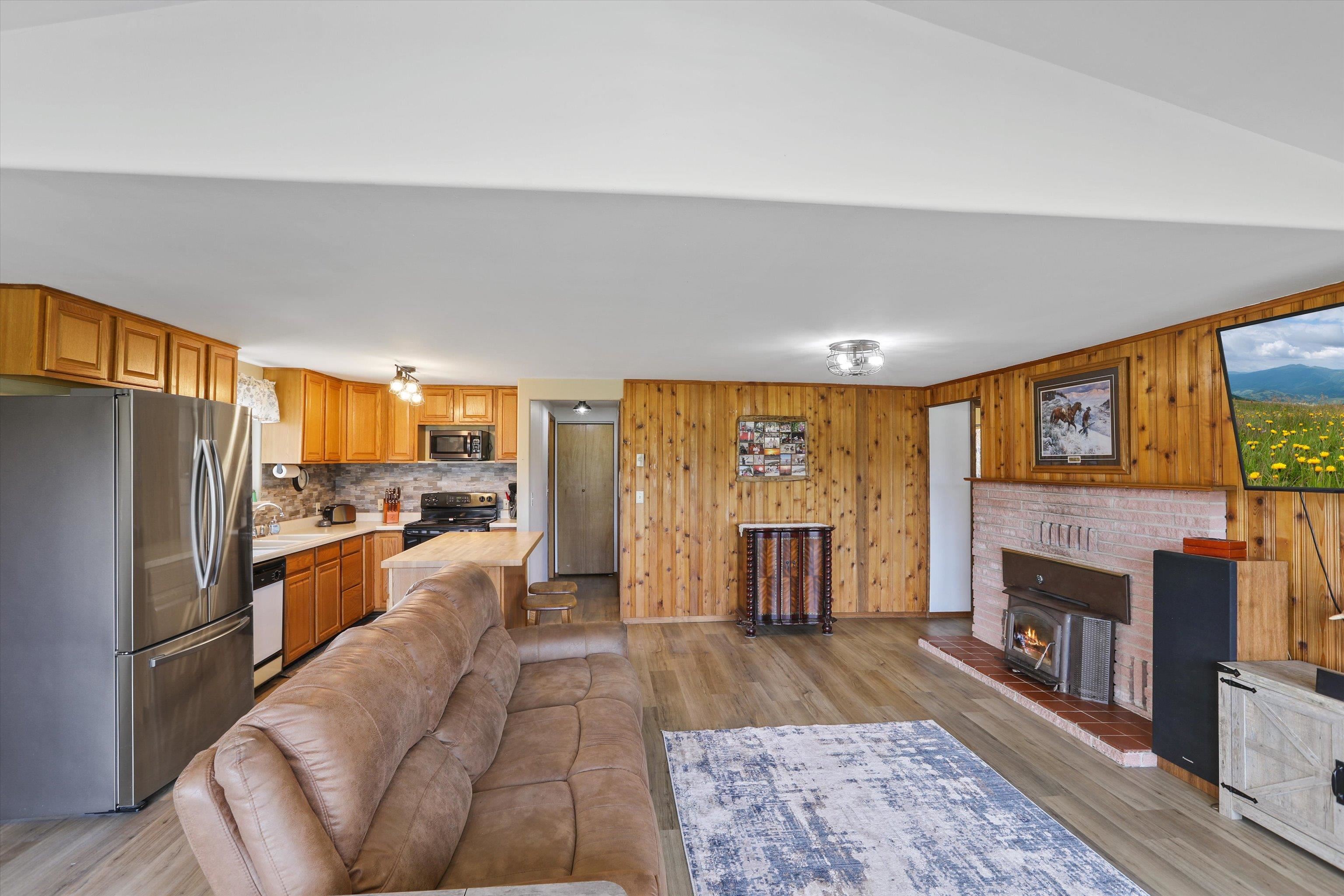 692 Yergens Rd - Photo 20