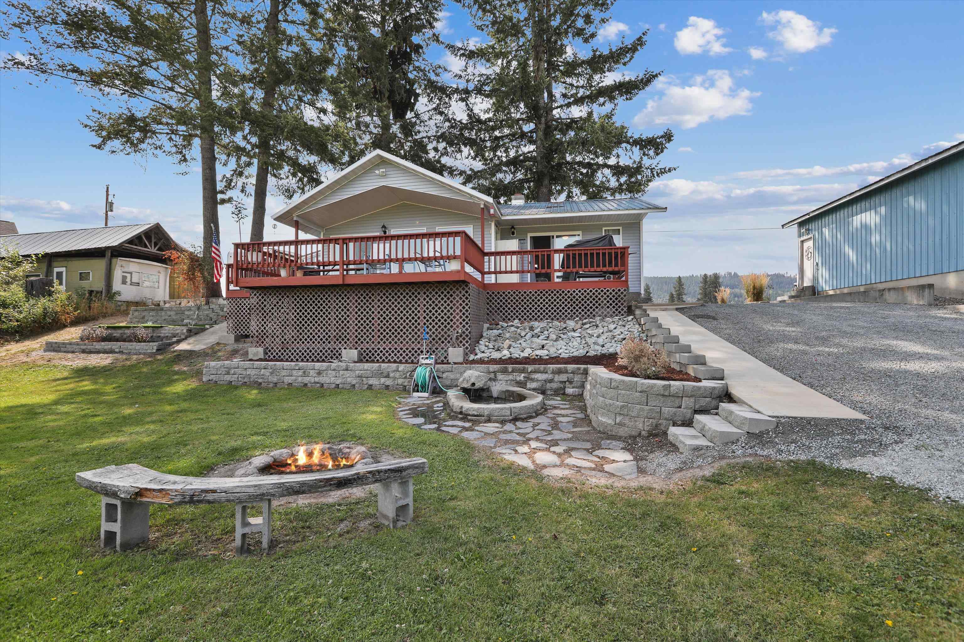 692 Yergens Rd - Photo 4