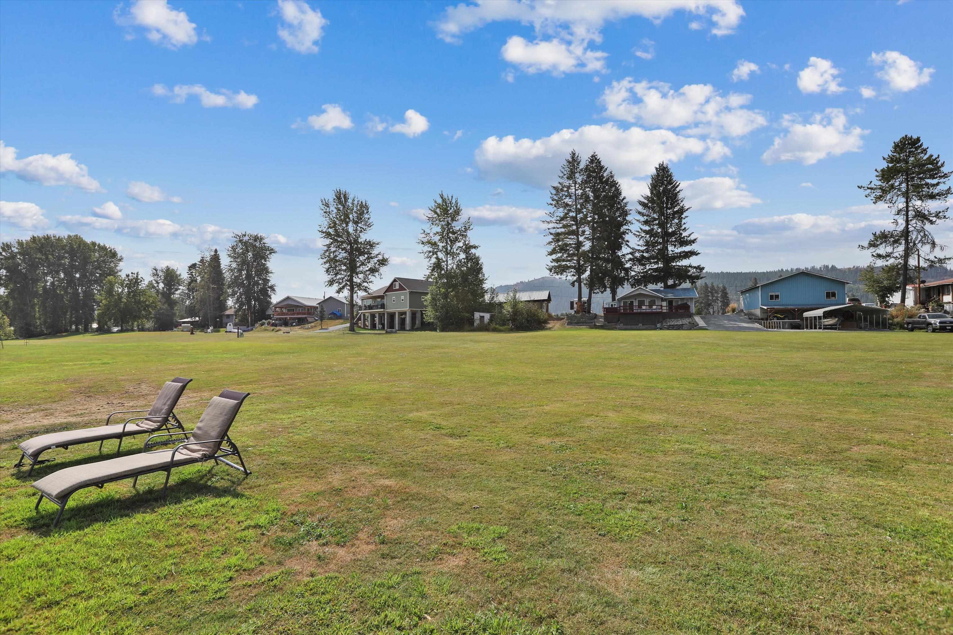 692 Yergens Rd - Photo 35