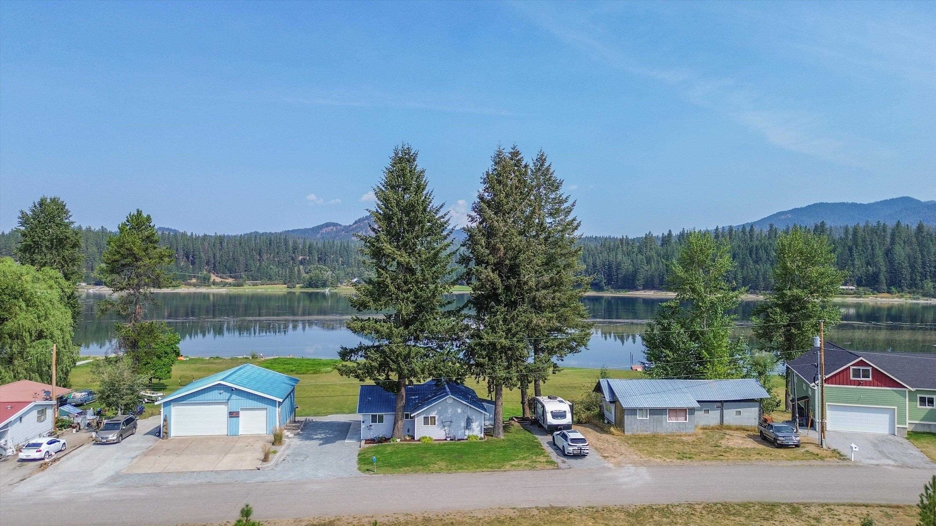 692 Yergens Rd - Photo 41