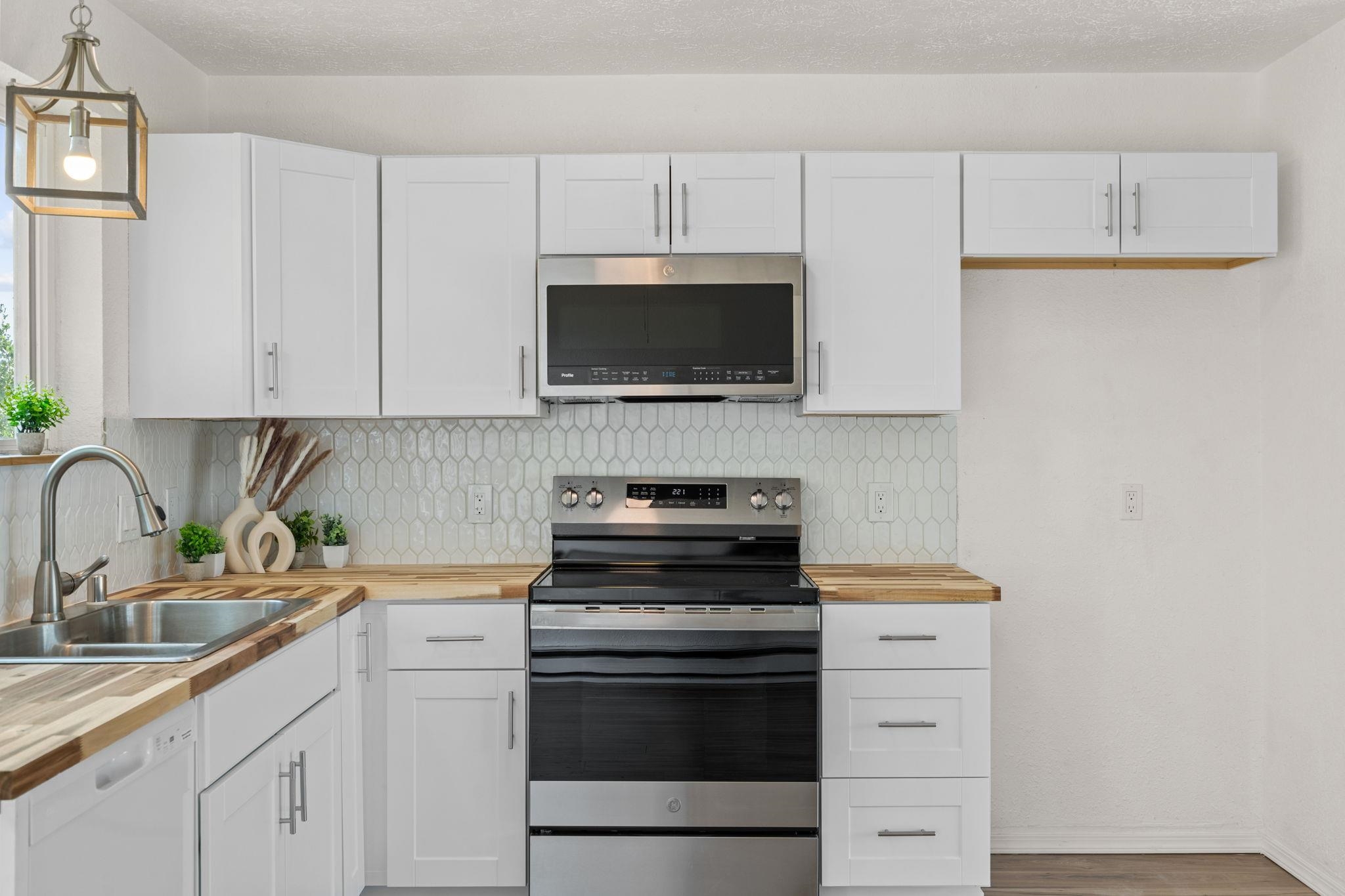 20710 E Gilbert Rd - Photo 12