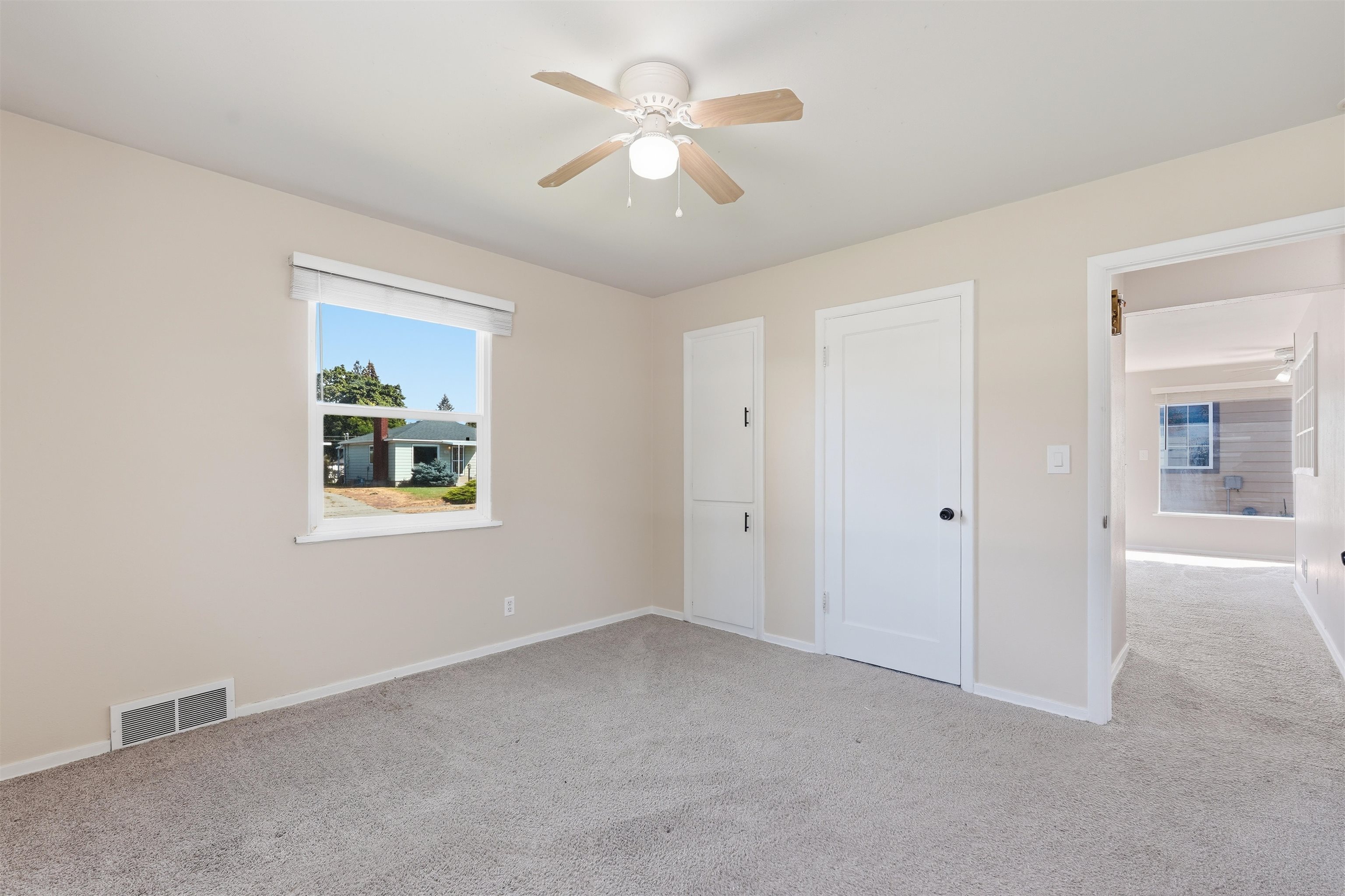 3823 W Princeton Ave - Photo 18
