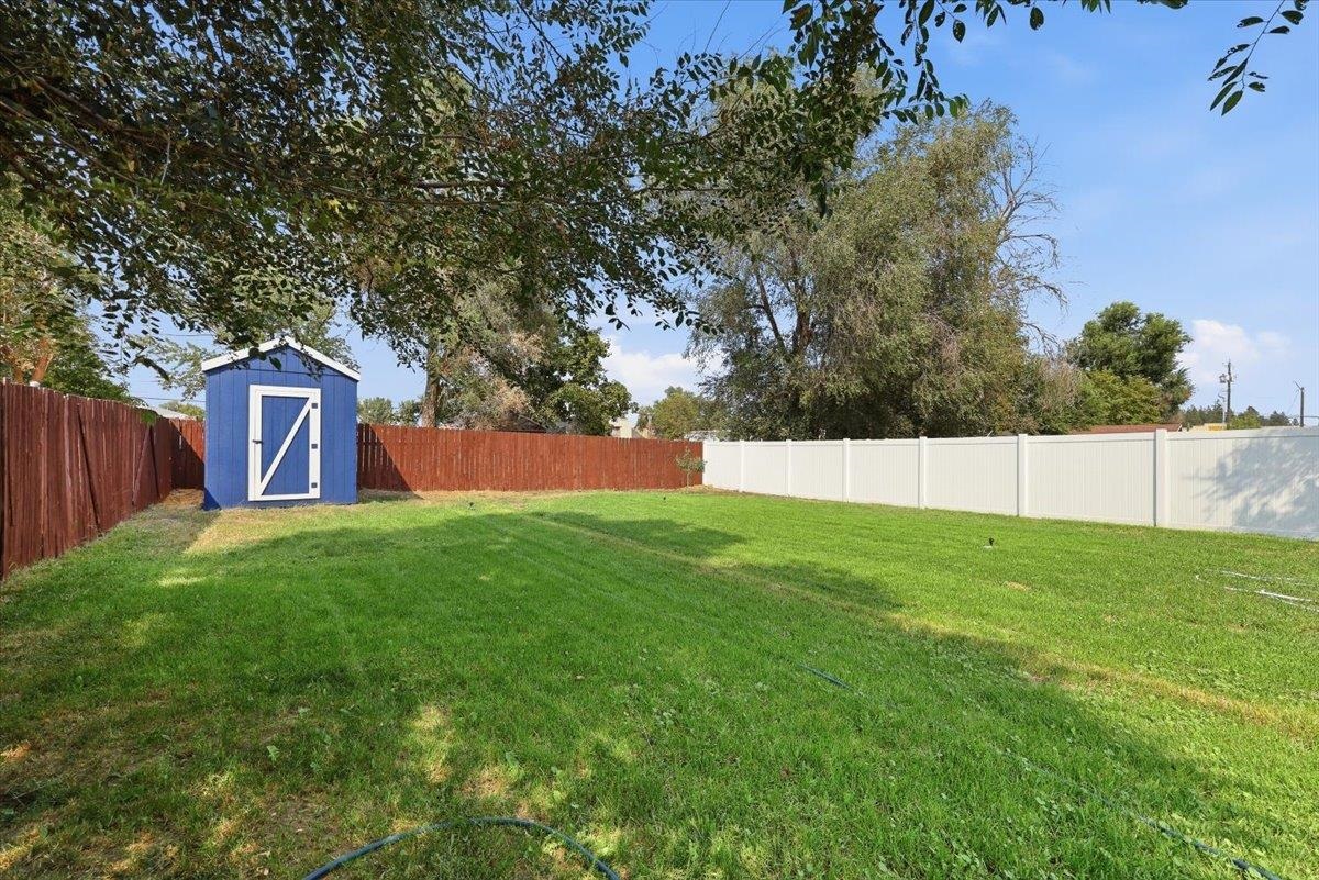 3707 E Guy Ave - Photo 27