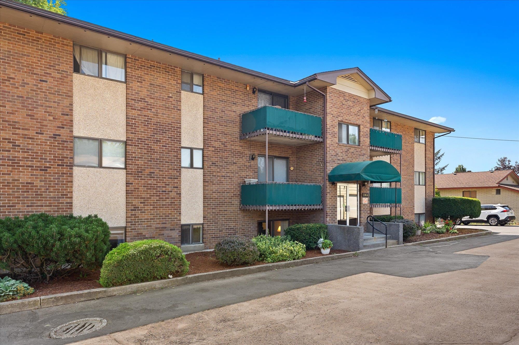 13223 E 29th Ave, Unit #2 - Photo 28