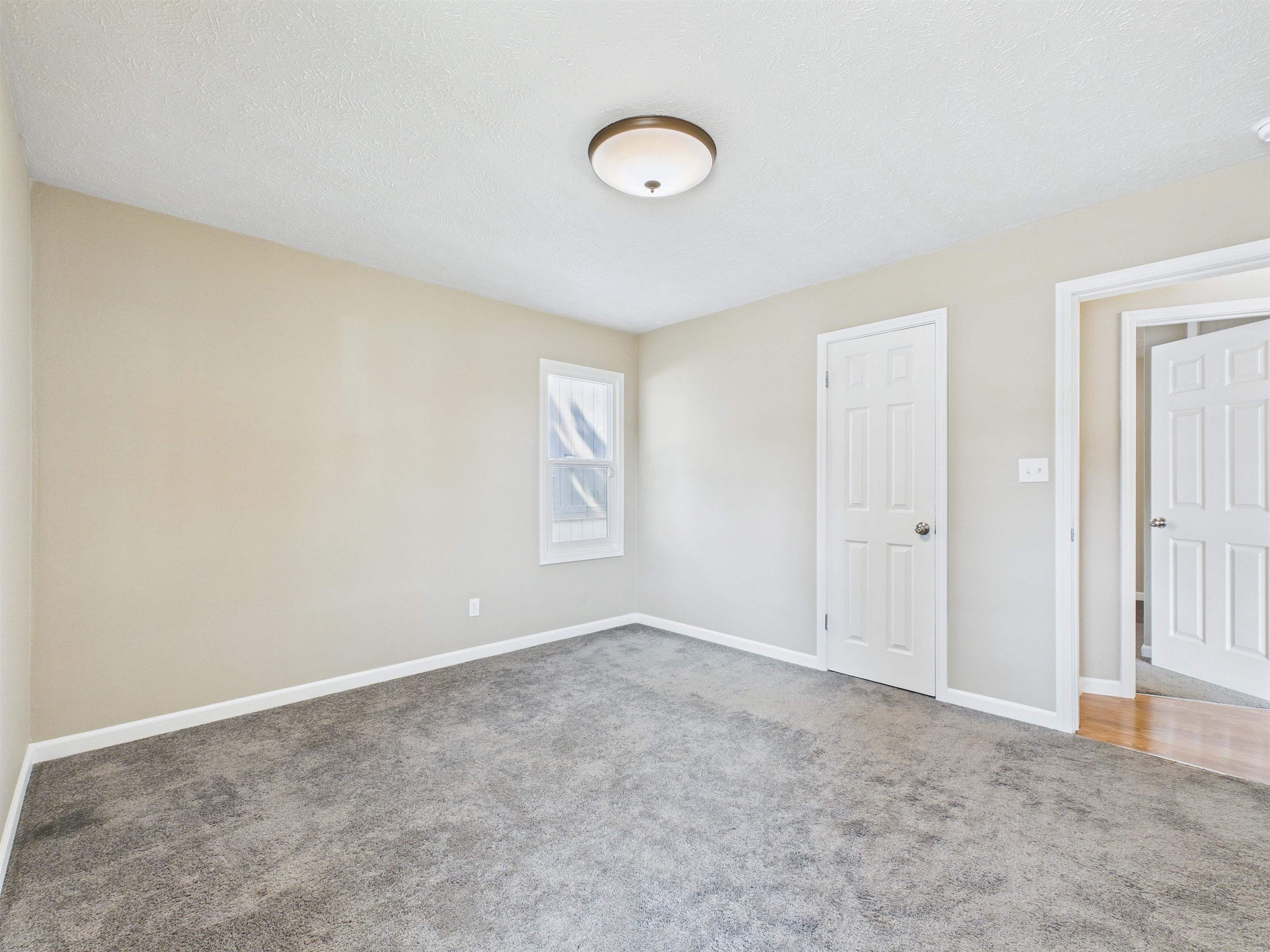 517 E Longfellow Ave - Photo 20