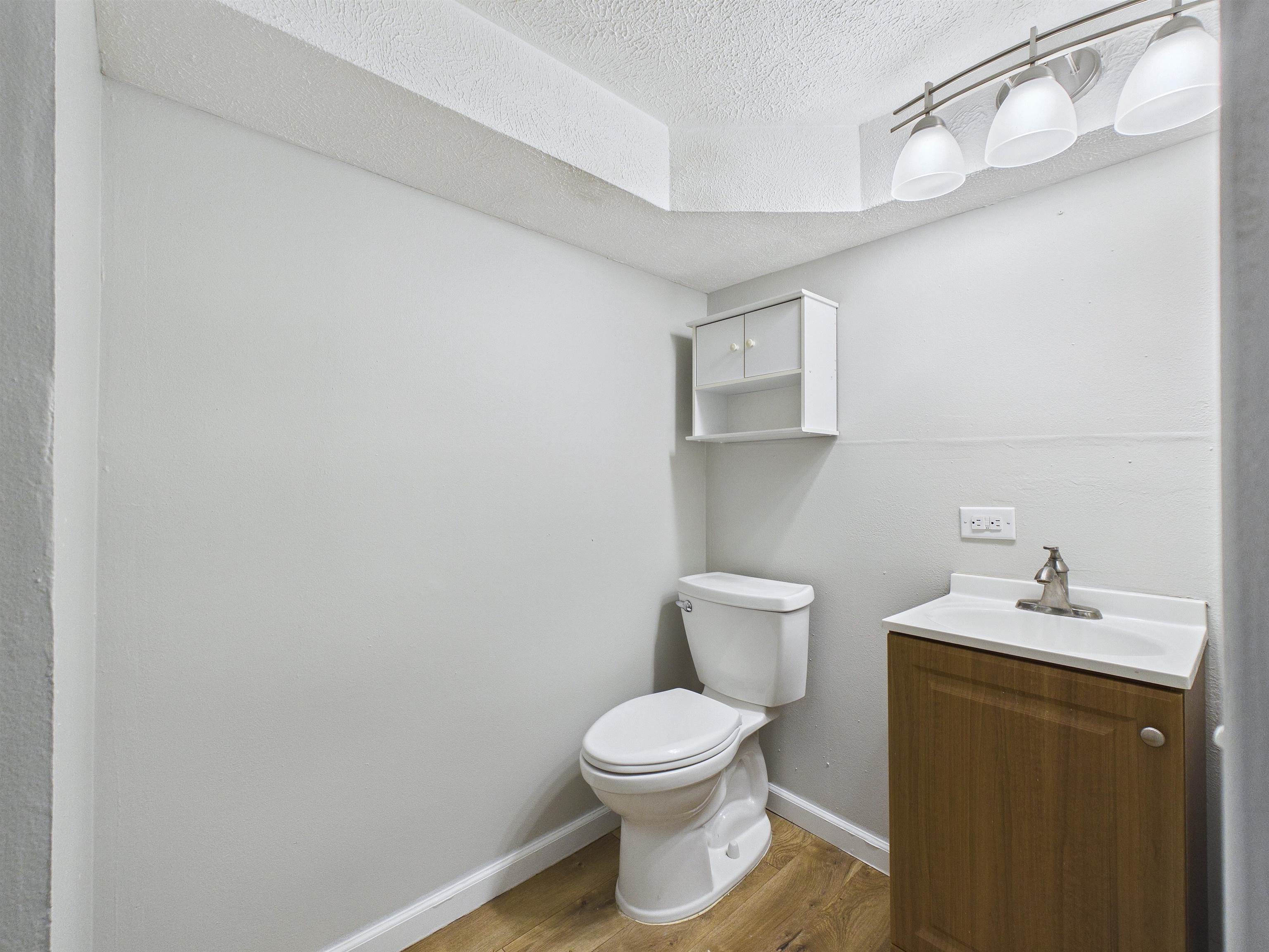 517 E Longfellow Ave - Photo 35