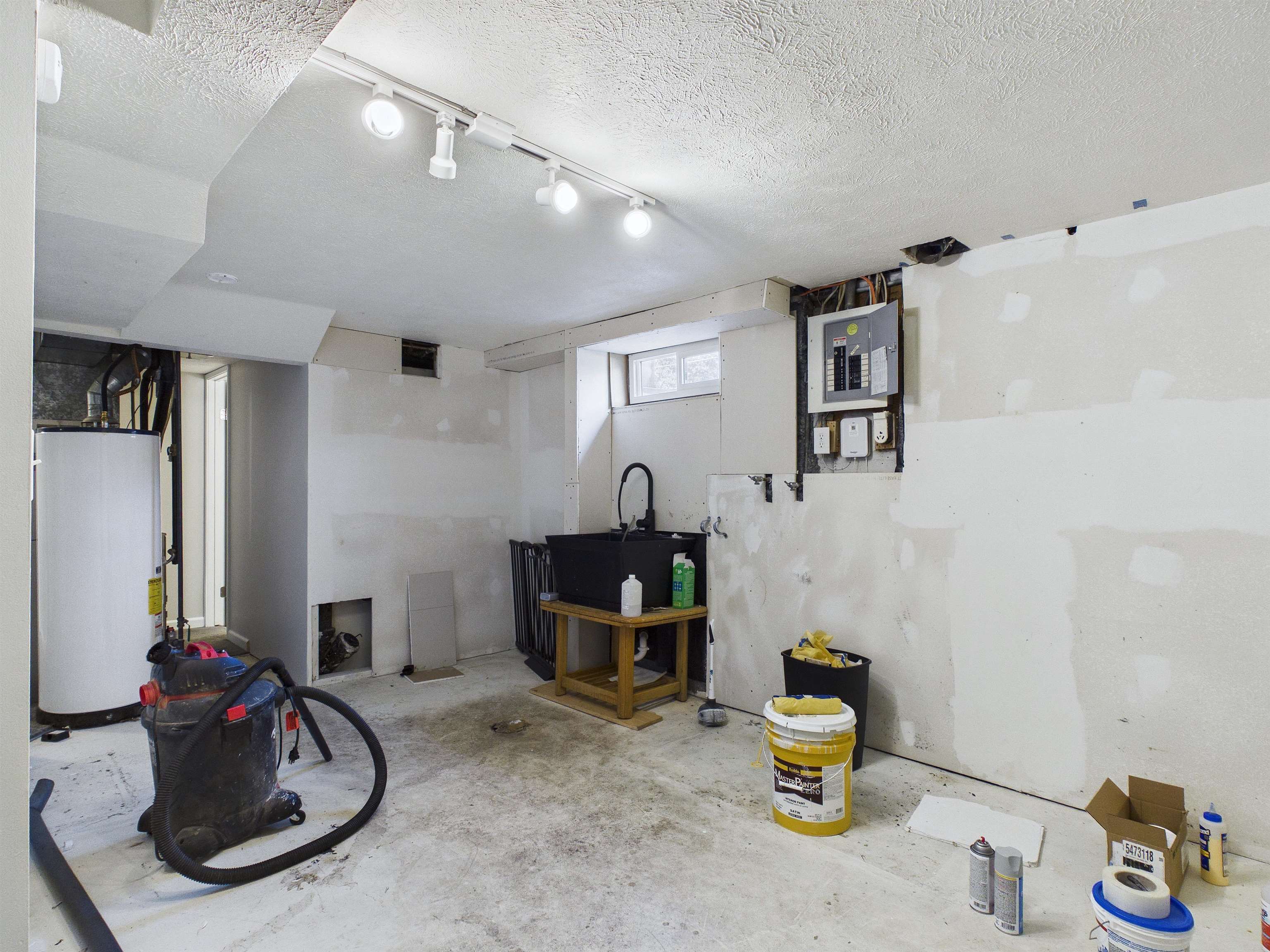 517 E Longfellow Ave - Photo 39