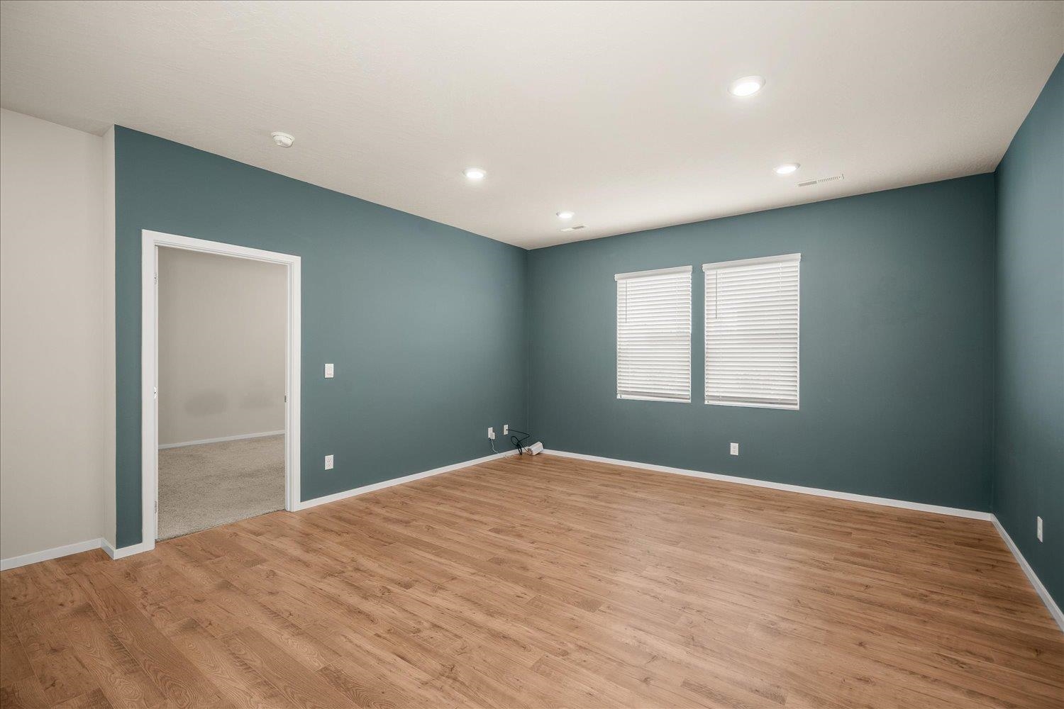 8505 W Red Ave - Photo 3