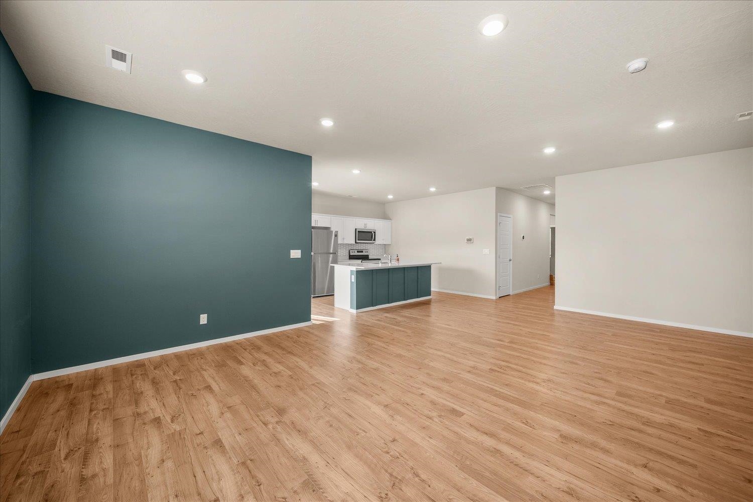 8505 W Red Ave - Photo 4