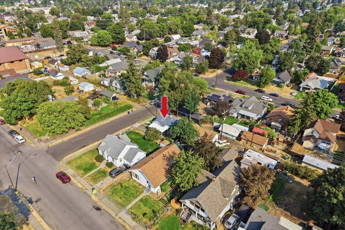 2312 N Jefferson St - Photo 32