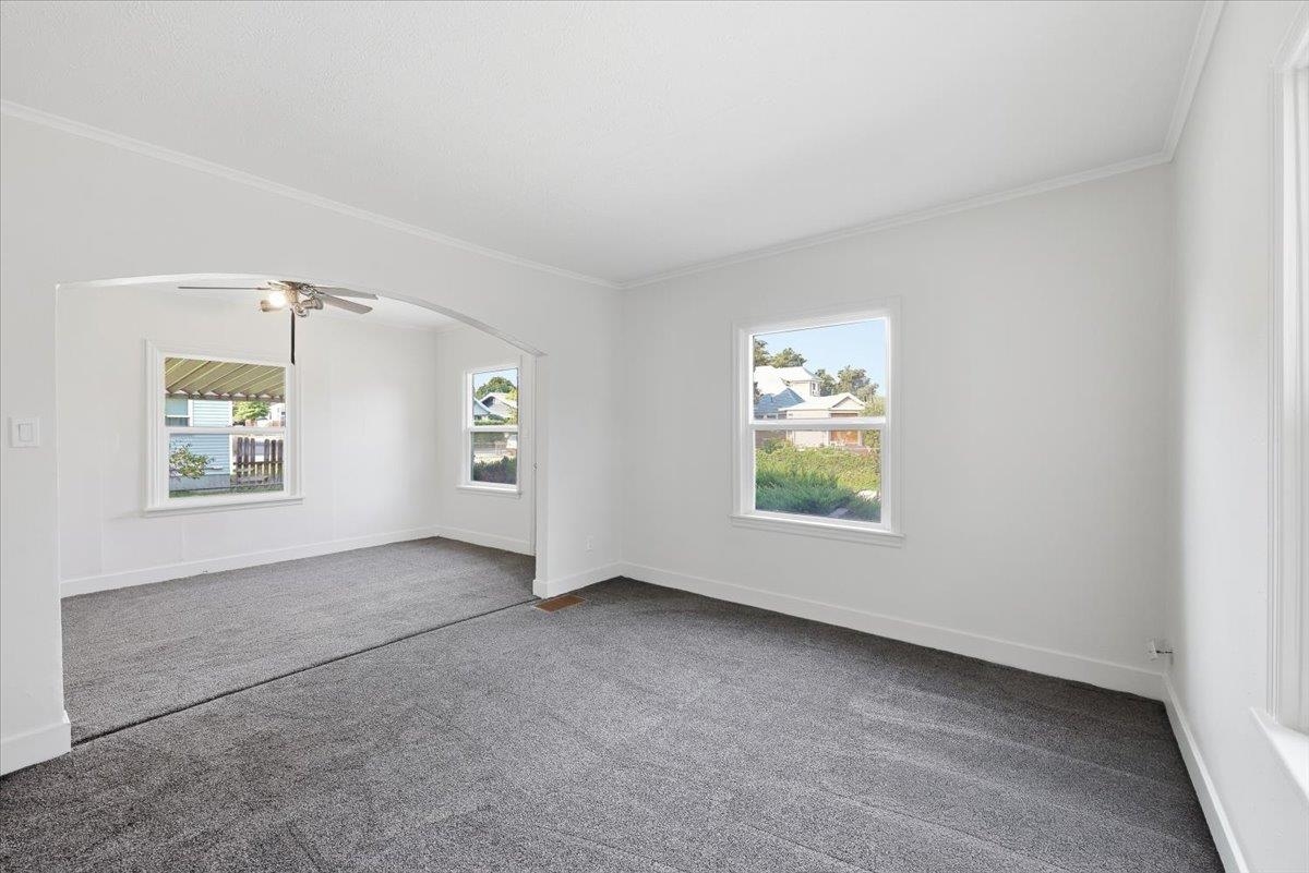2312 N Jefferson St - Photo 9