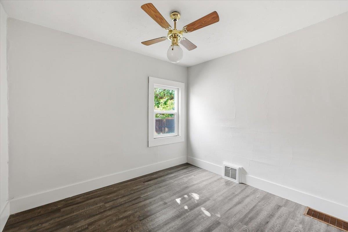 2312 N Jefferson St - Photo 13