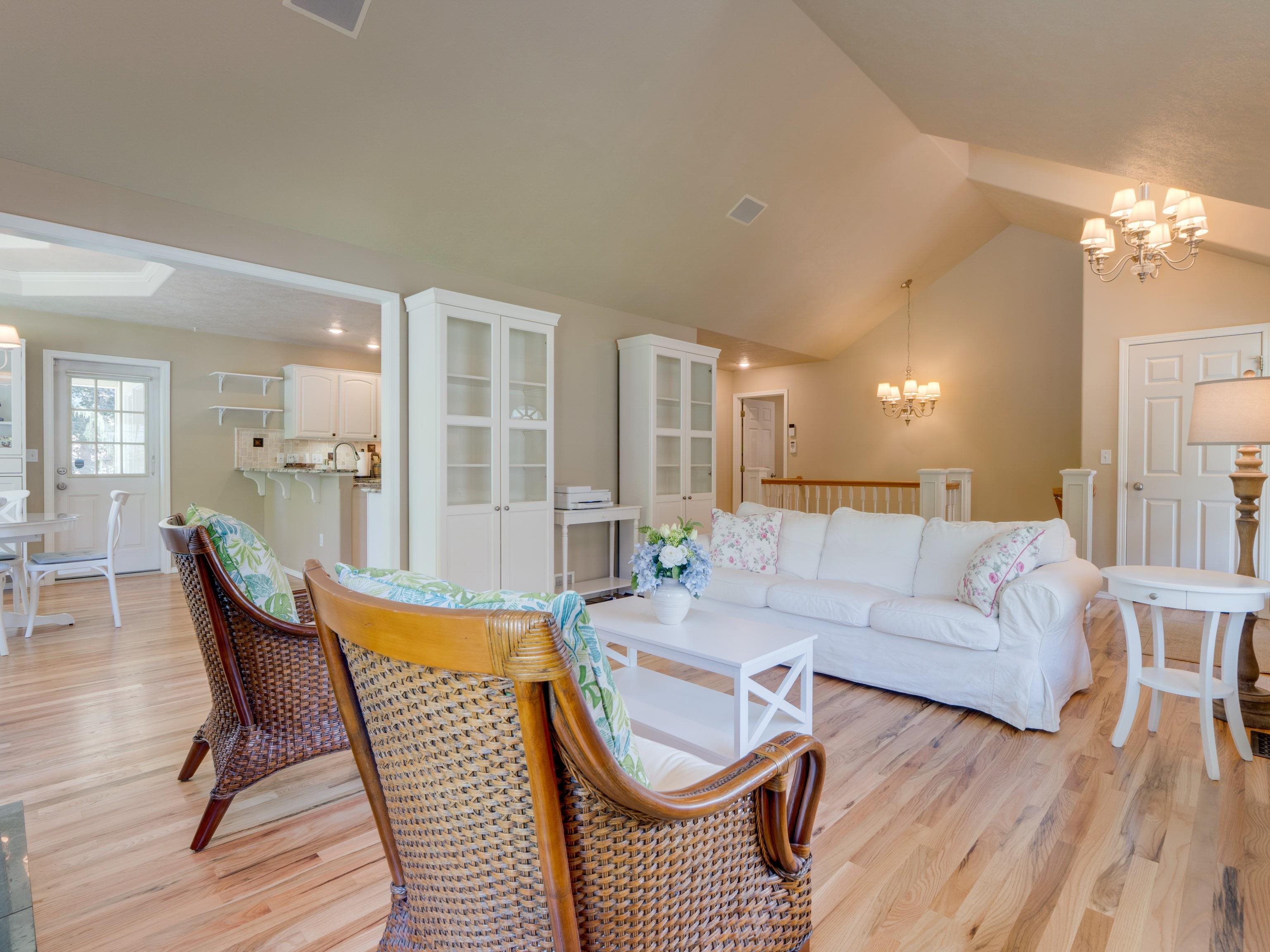 3703 S Sunderland Dr - Photo 8