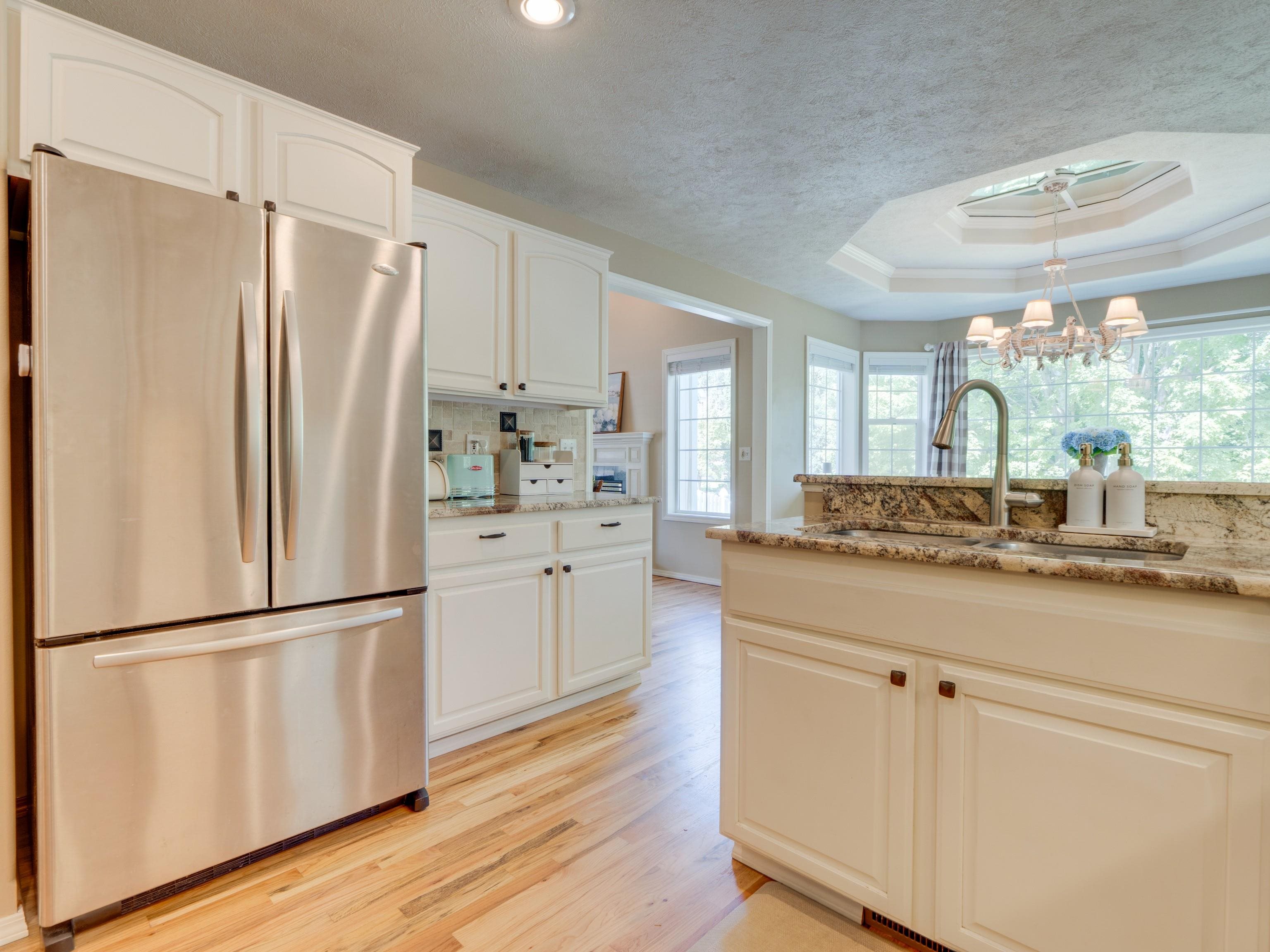 3703 S Sunderland Dr - Photo 13