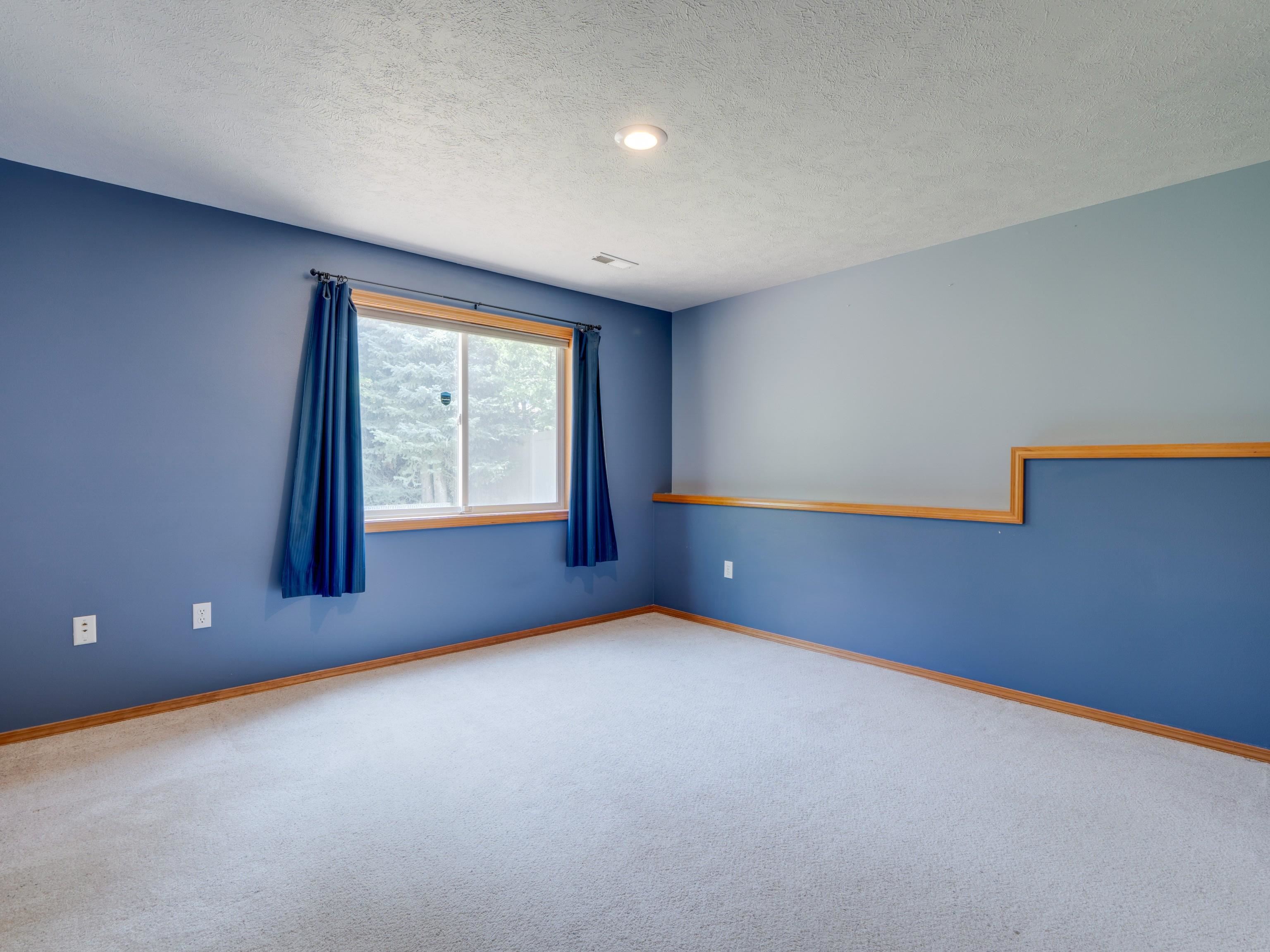 3703 S Sunderland Dr - Photo 30