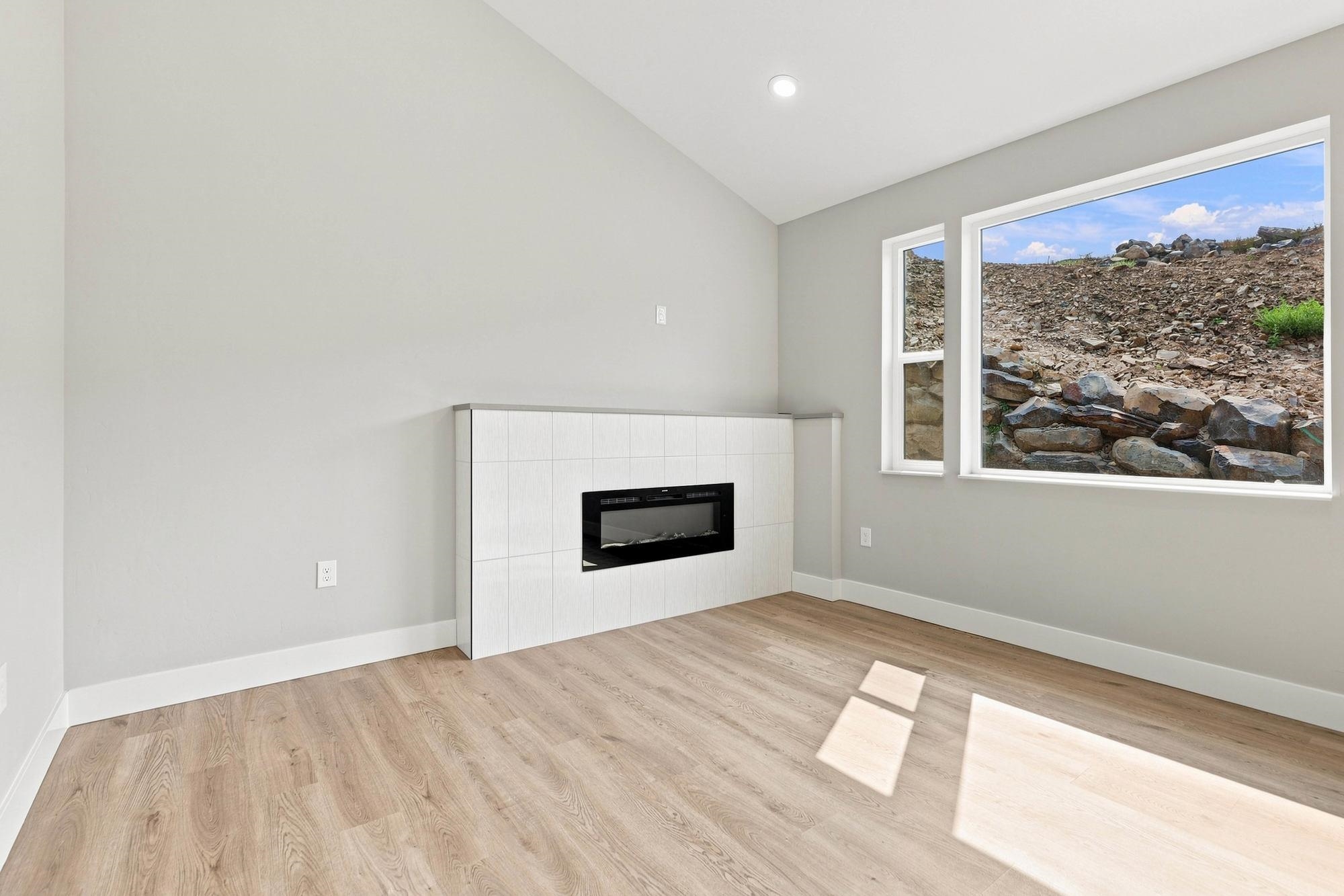 1740 S NETTLETON St - Photo 5