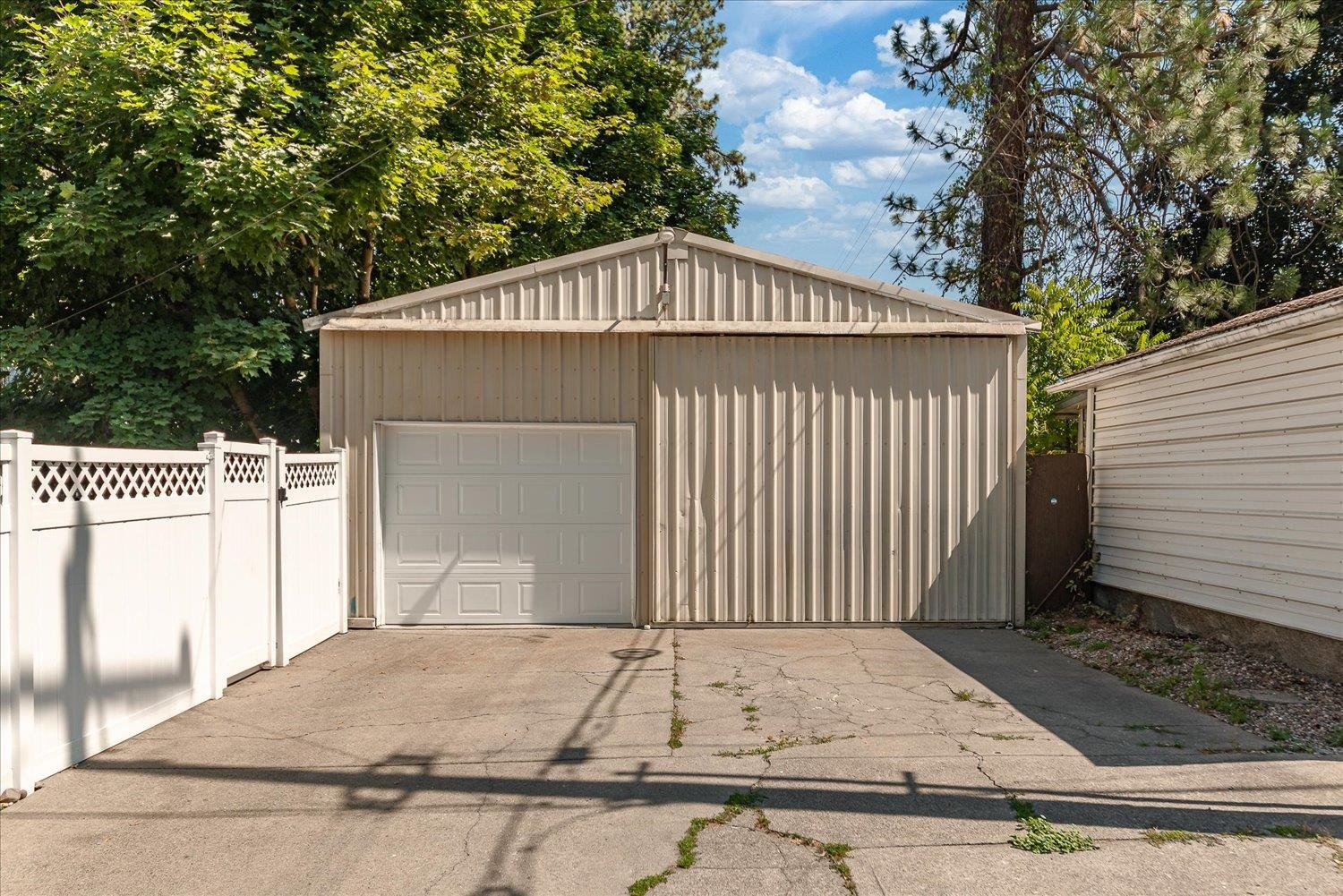 3327 W Glass Ave - Photo 28