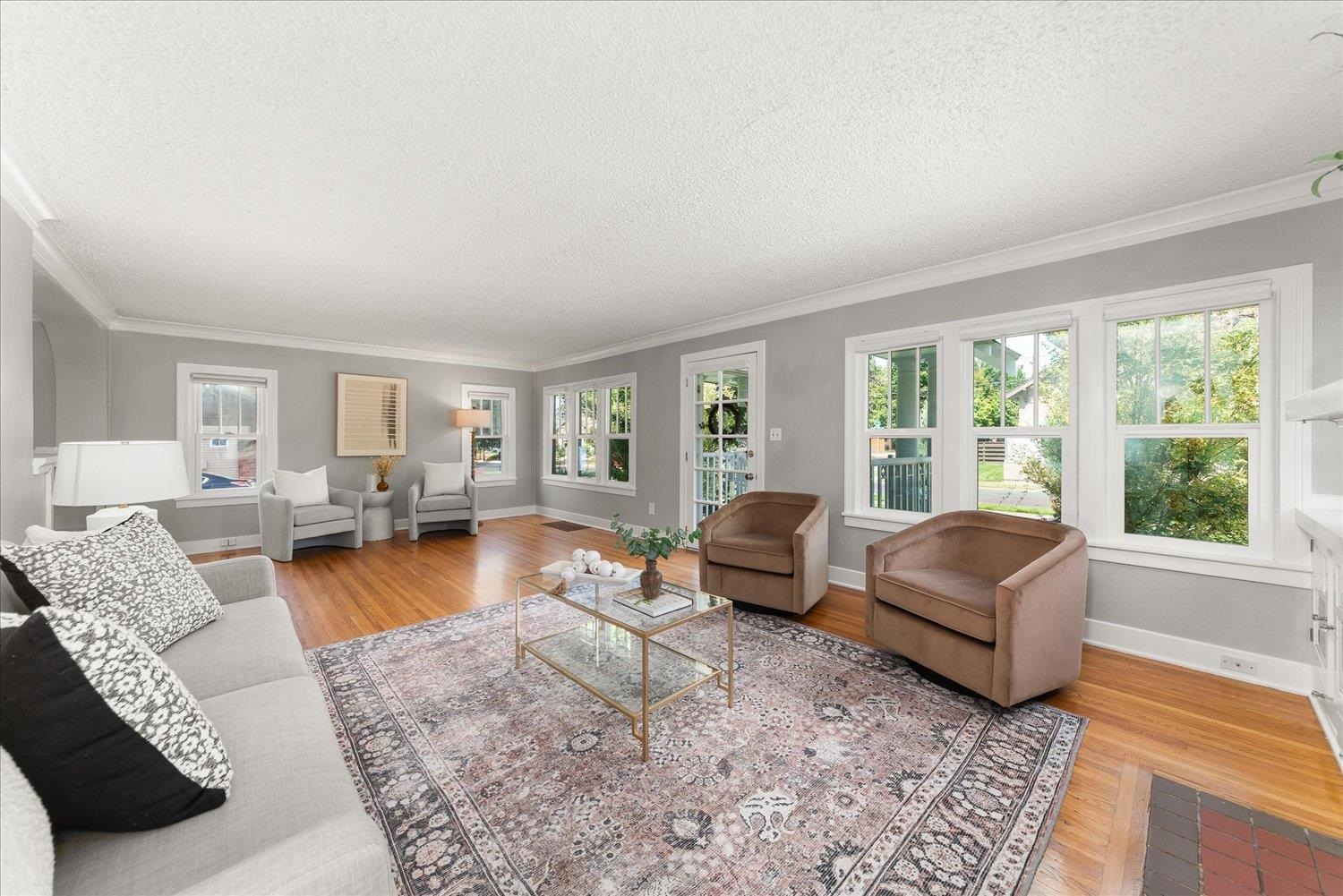 3327 W Glass Ave - Photo 3