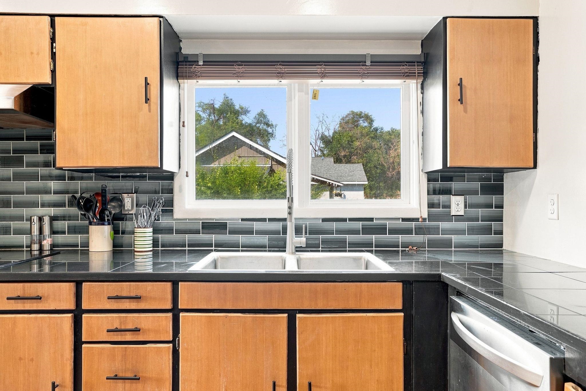 502 S Chronicle Rd - Photo 13