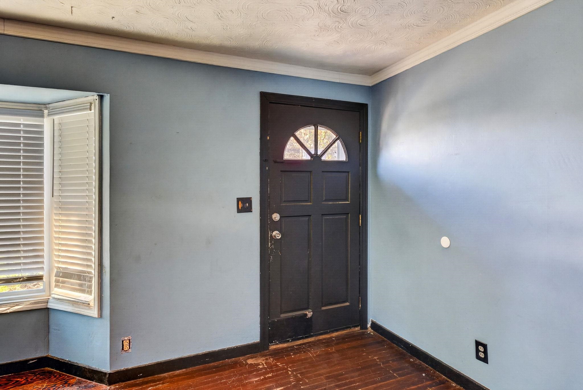 1307 E Gordon Ave - Photo 3