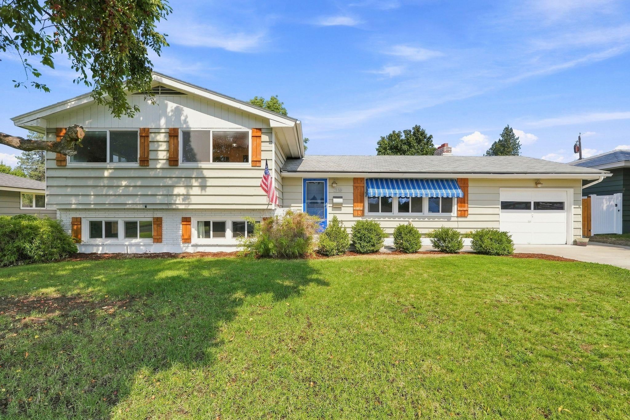 2116 W Gordon Ave - Photo 1